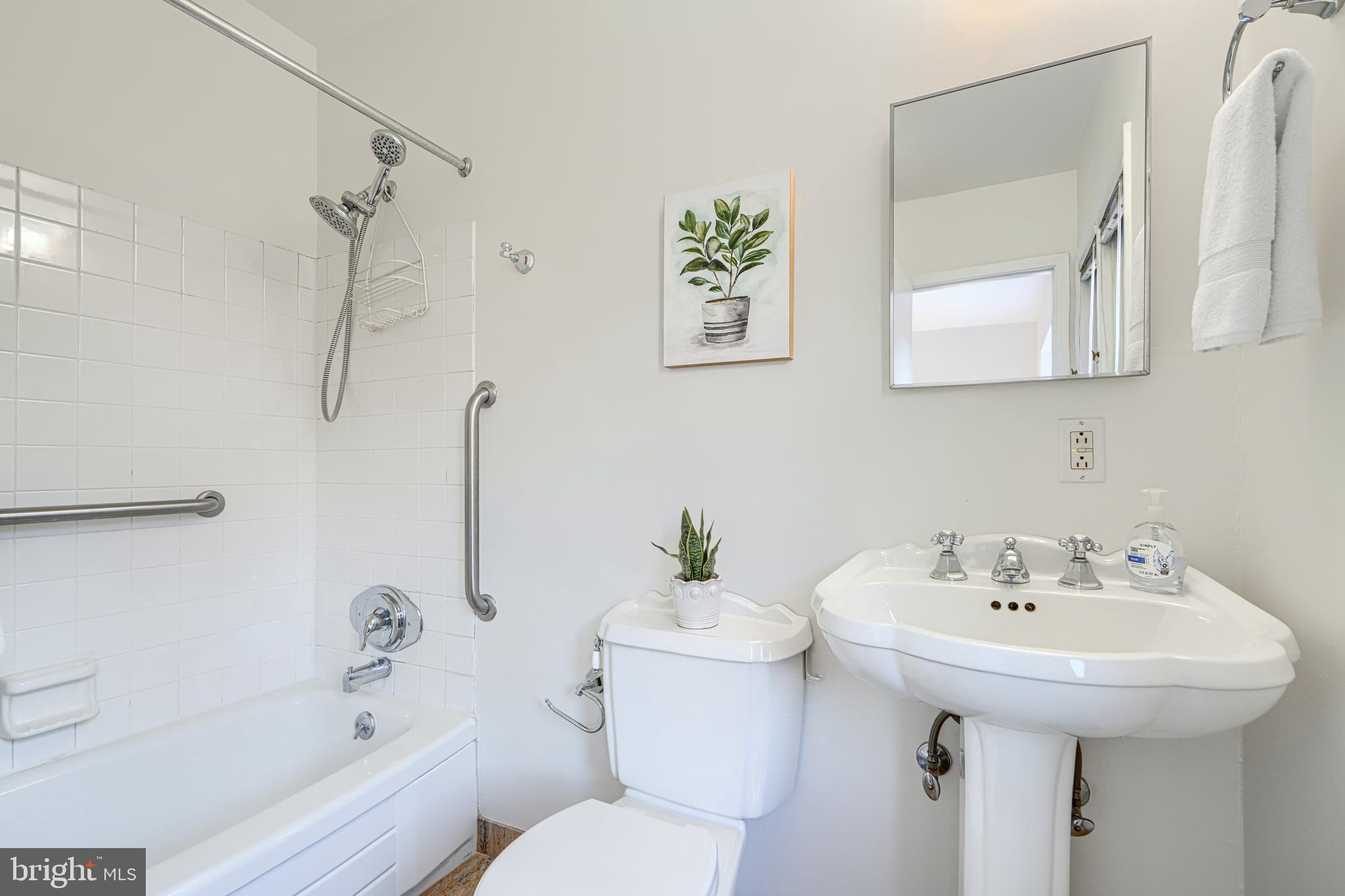 BOLTON HILL HISTORIC DISTRICT - Residential