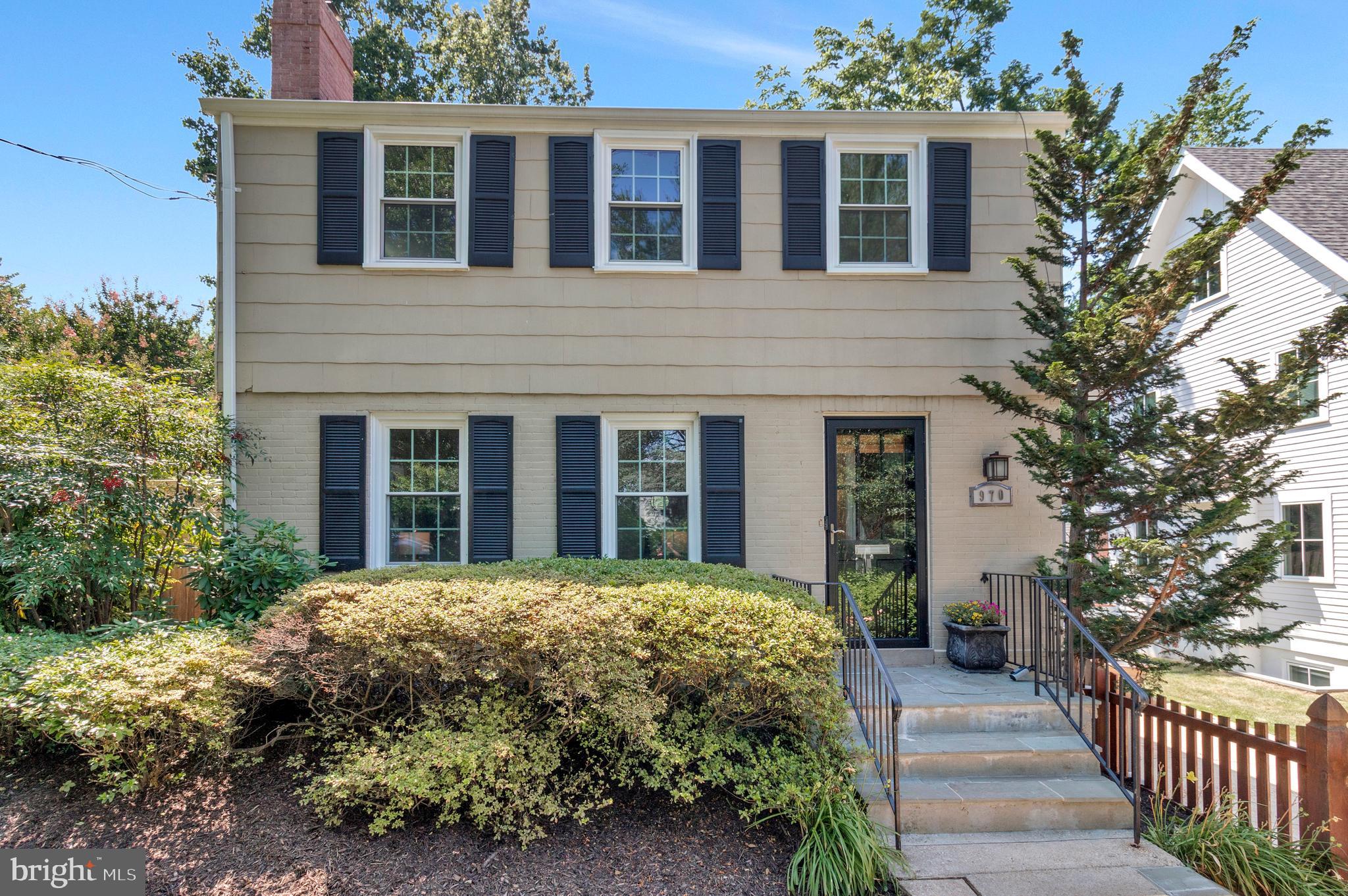 DOMINION HILLS - Residential