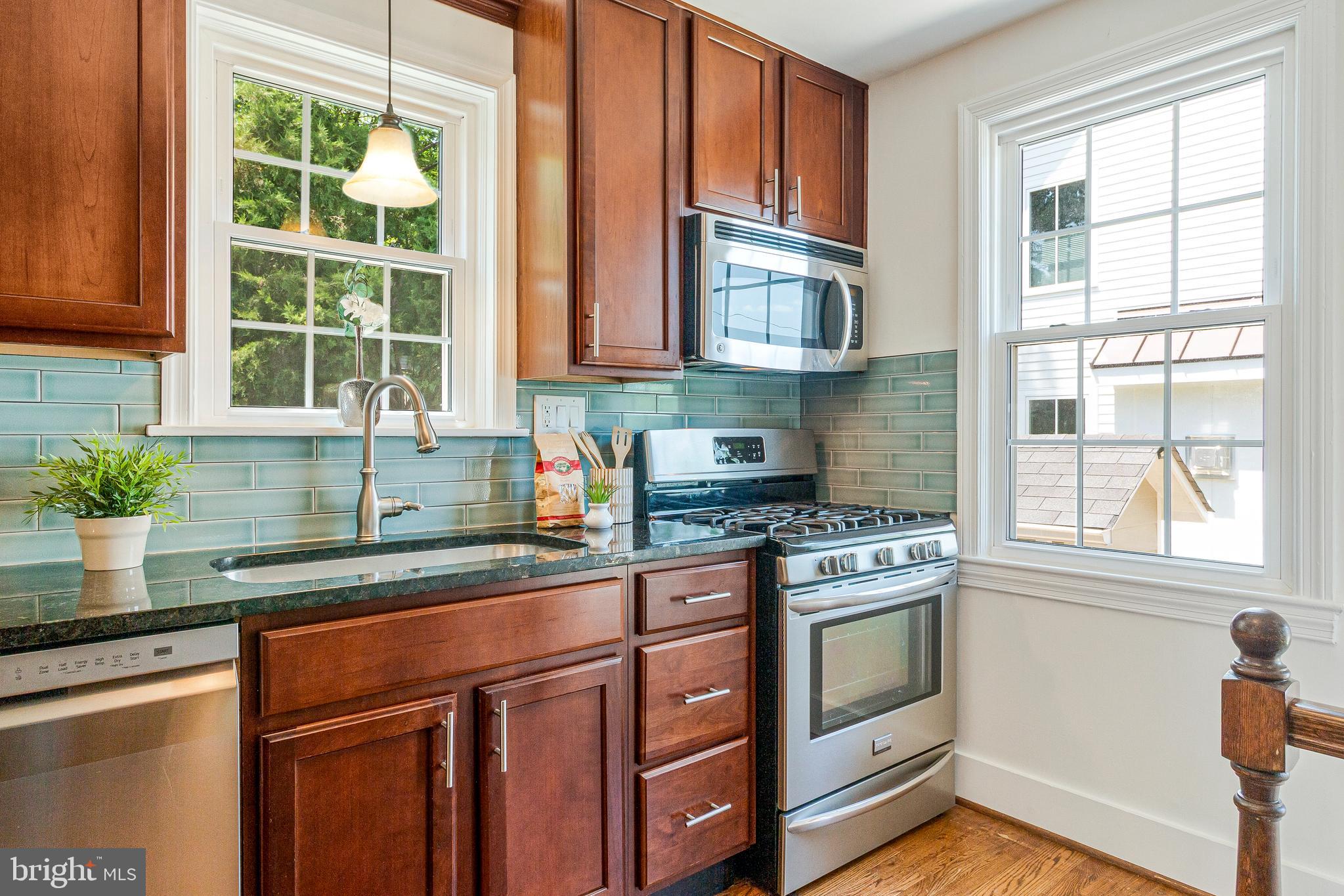 DOMINION HILLS - Residential