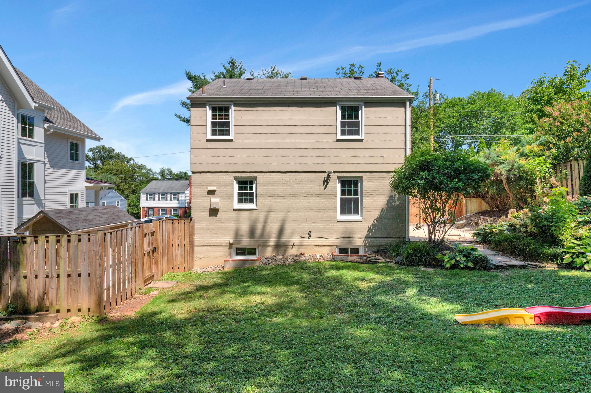 DOMINION HILLS - Residential