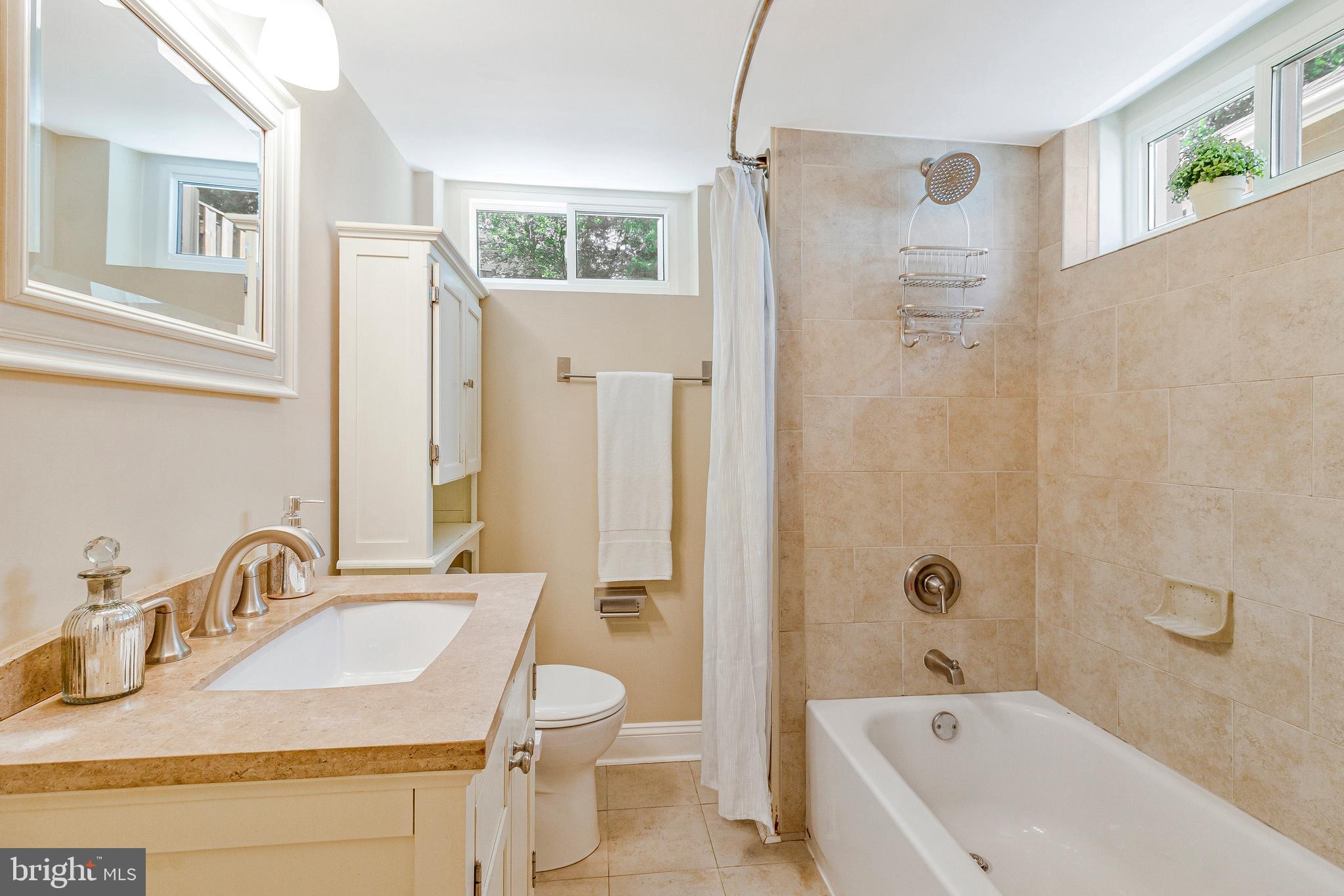 DOMINION HILLS - Residential