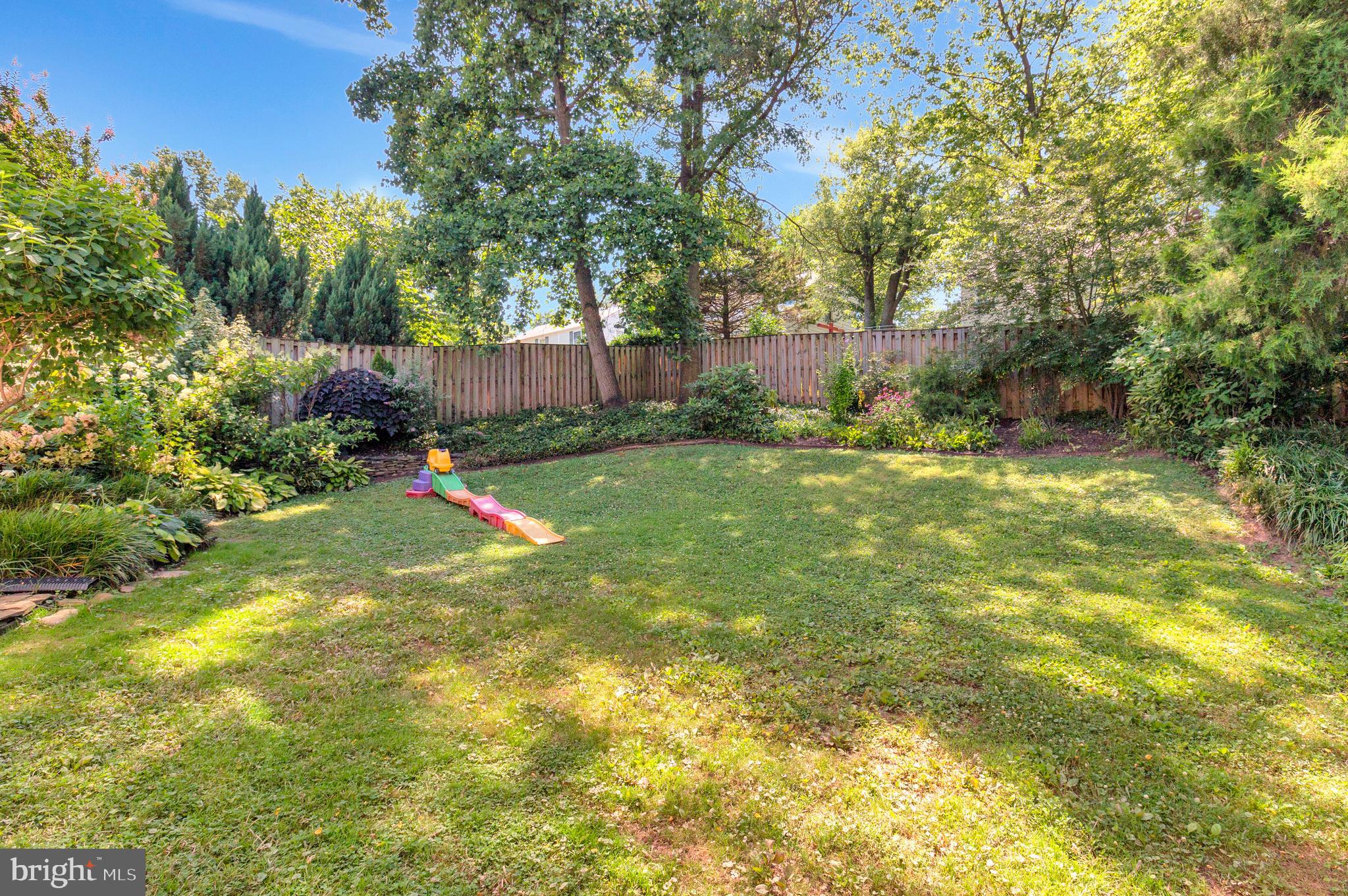 DOMINION HILLS - Residential