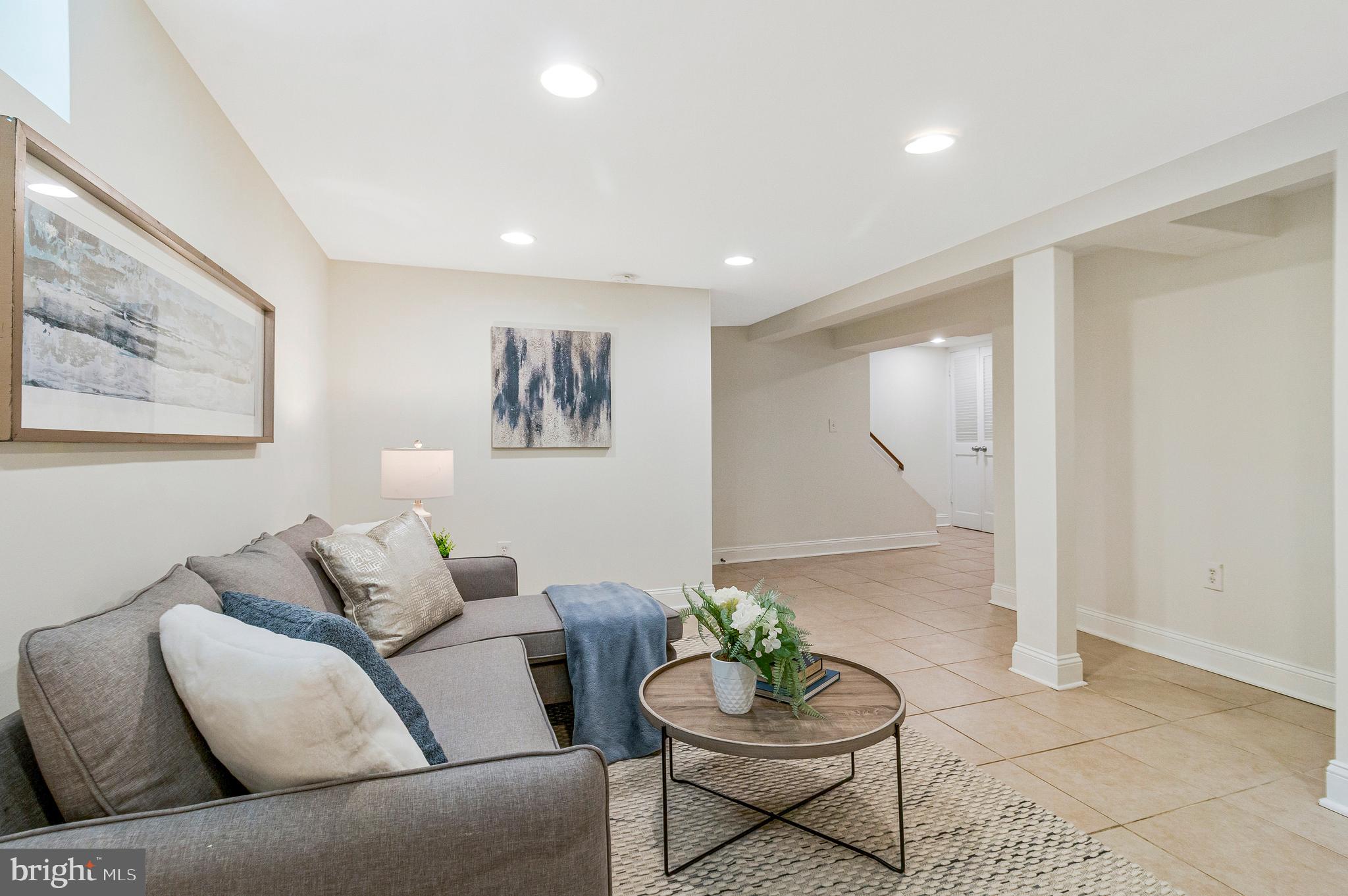 DOMINION HILLS - Residential