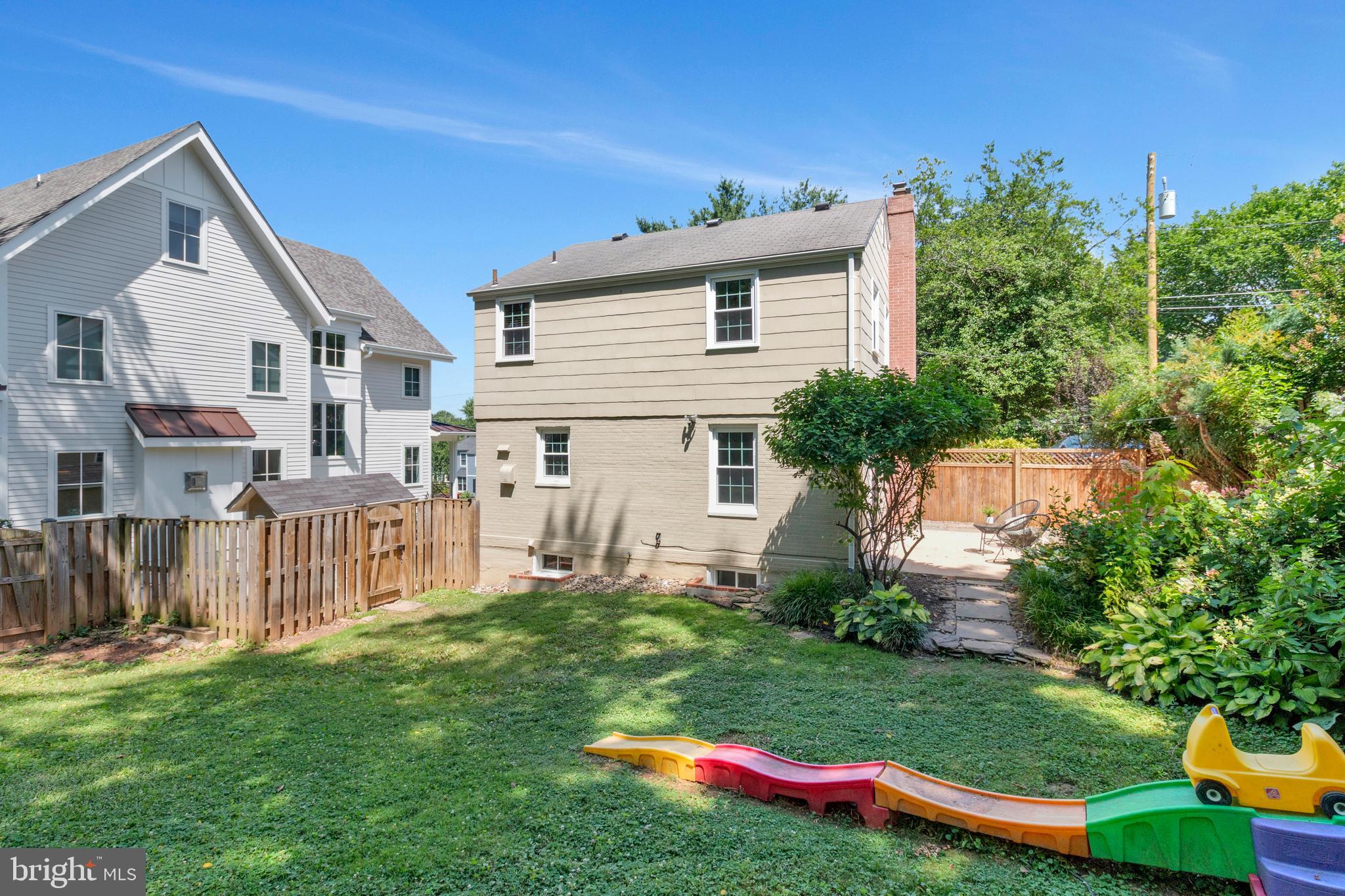 DOMINION HILLS - Residential