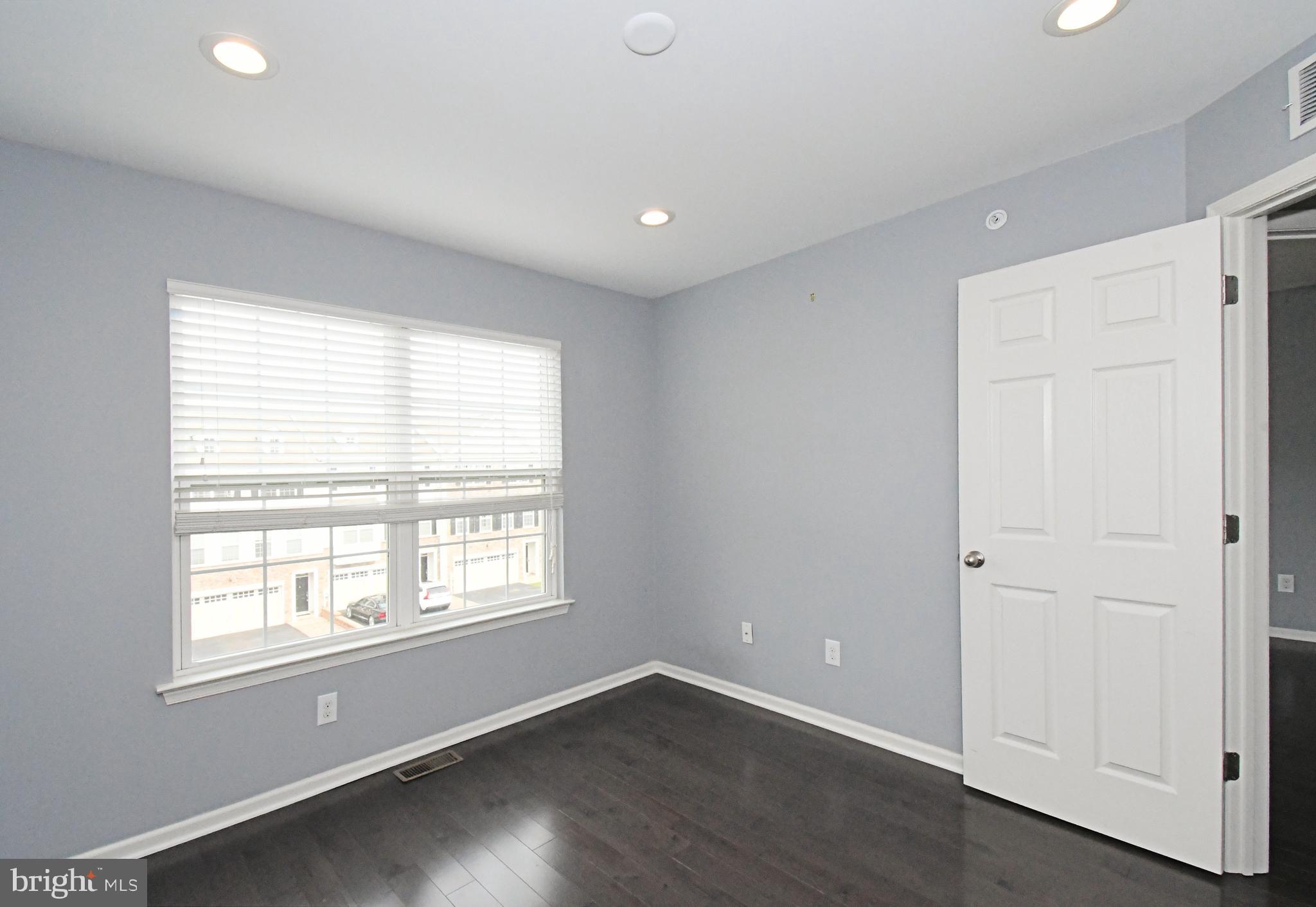 BIG OAK CROSSING - Residential