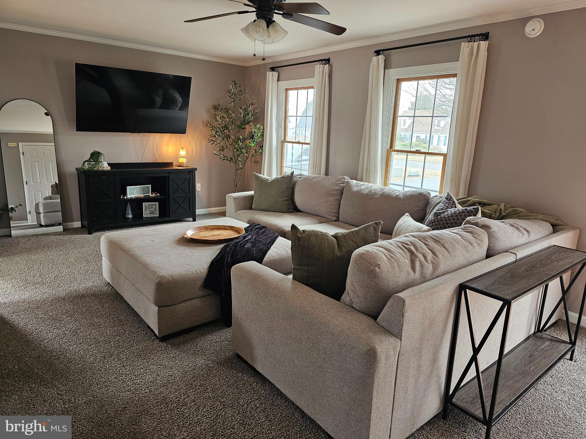 APPLE LANE - Residential