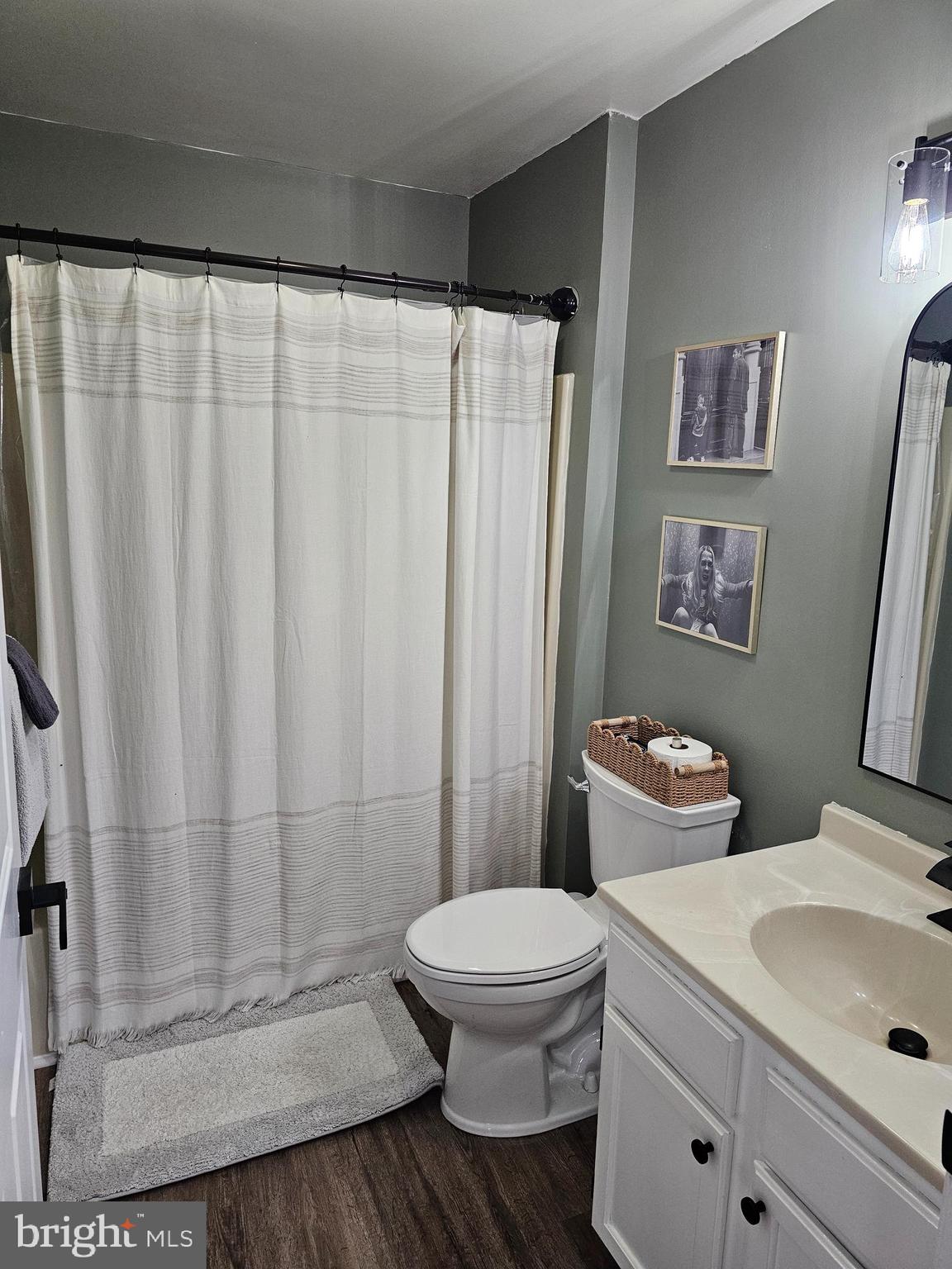 APPLE LANE - Residential