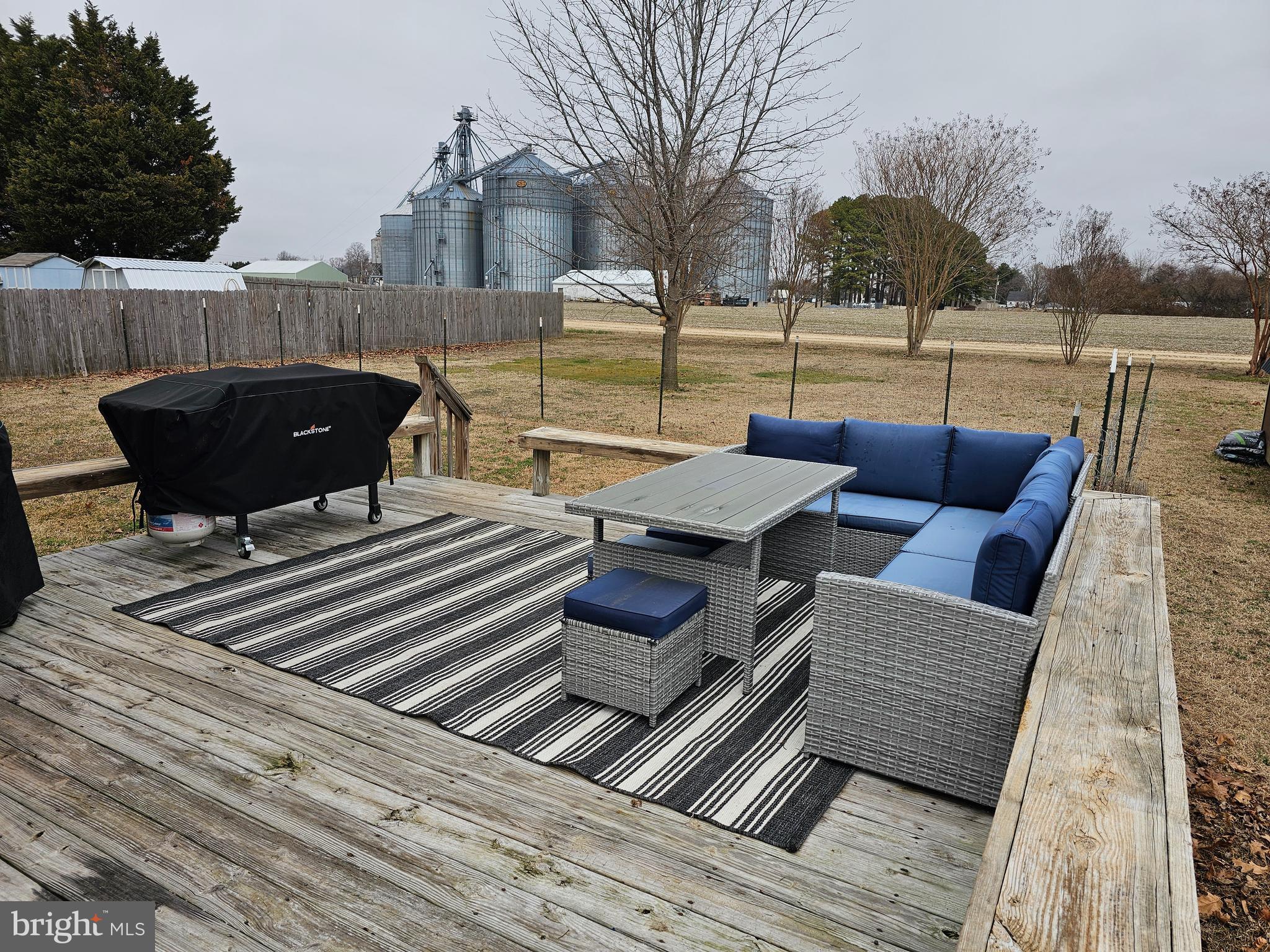 APPLE LANE - Residential