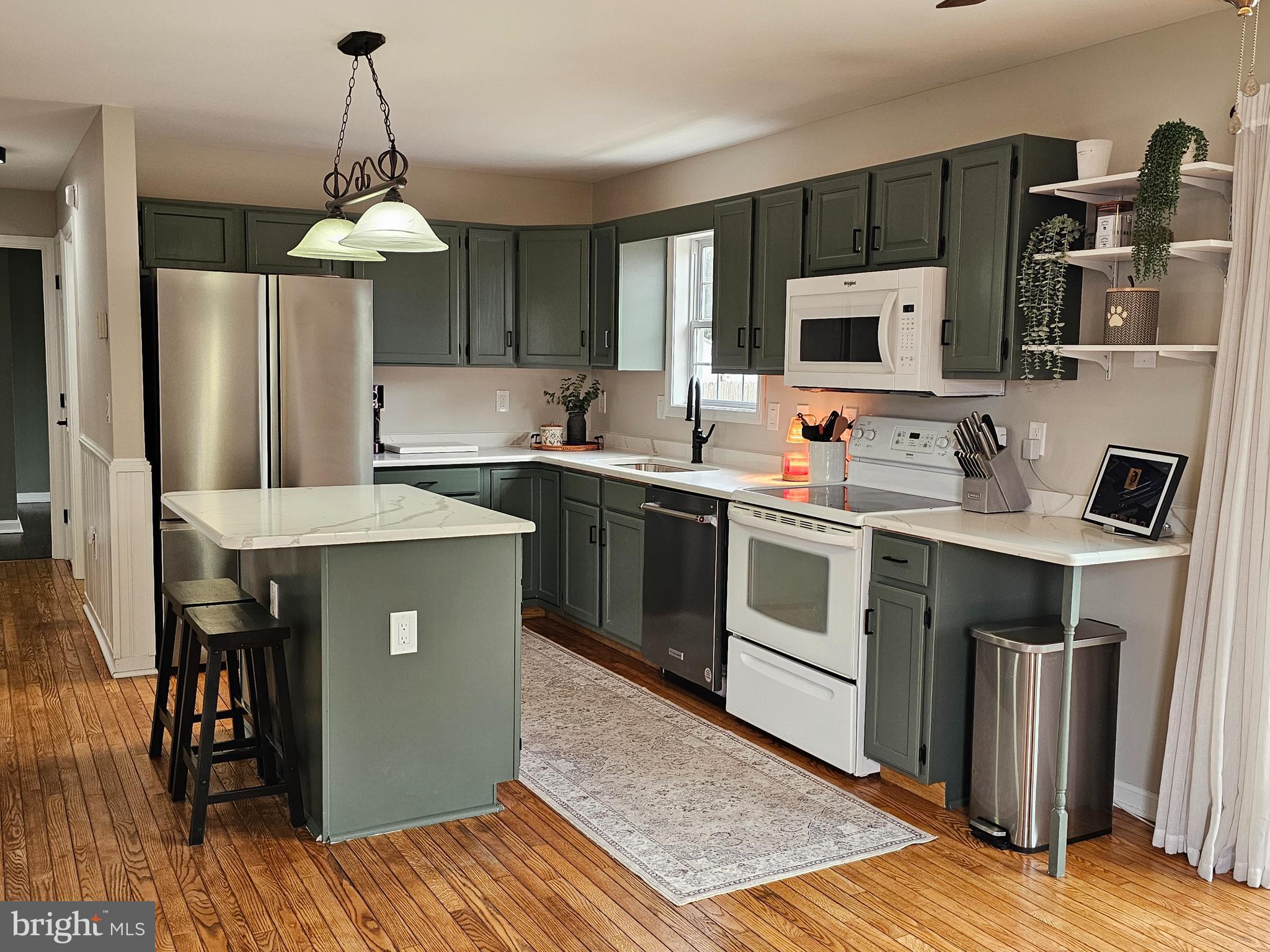 APPLE LANE - Residential