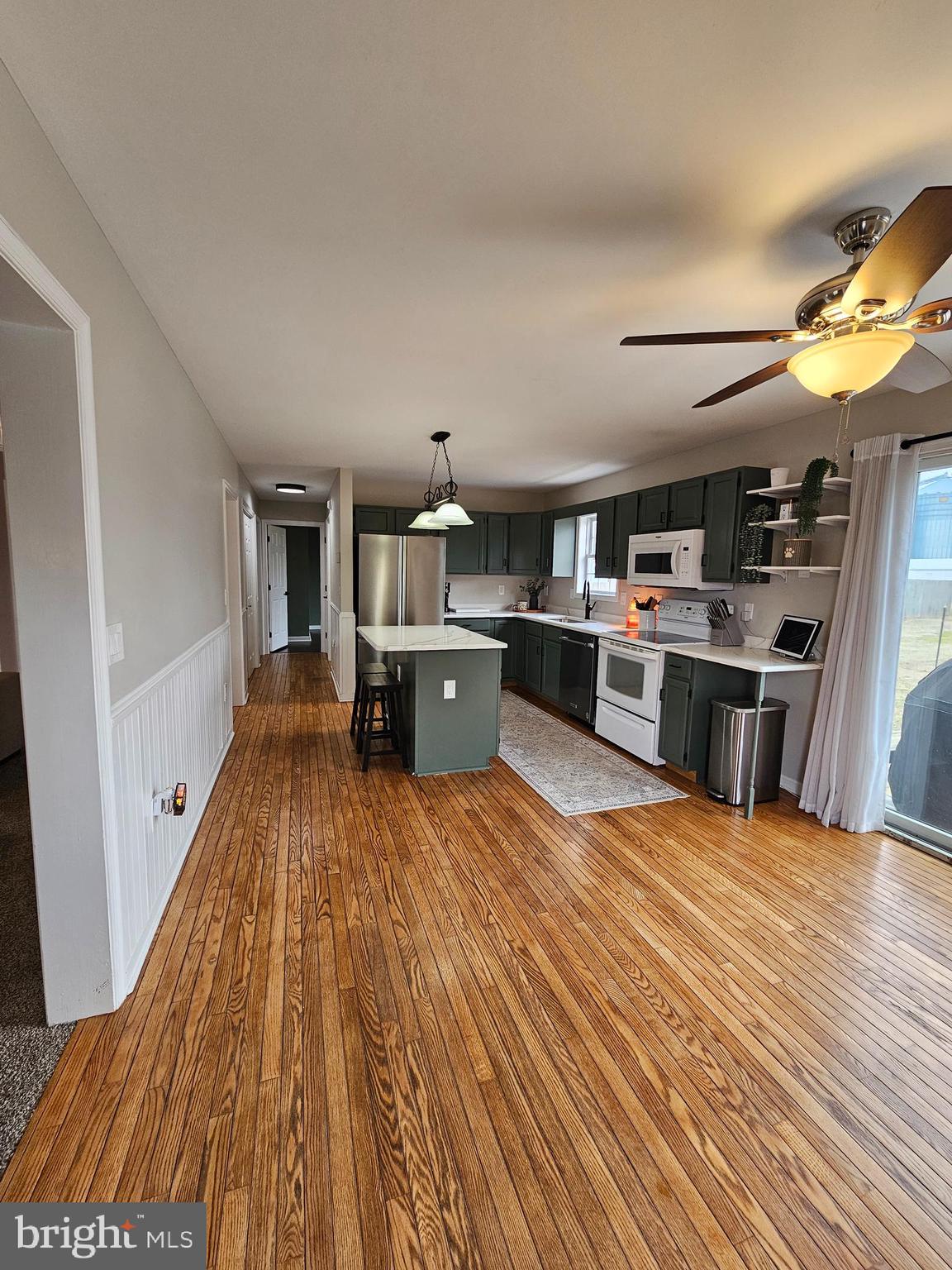 APPLE LANE - Residential