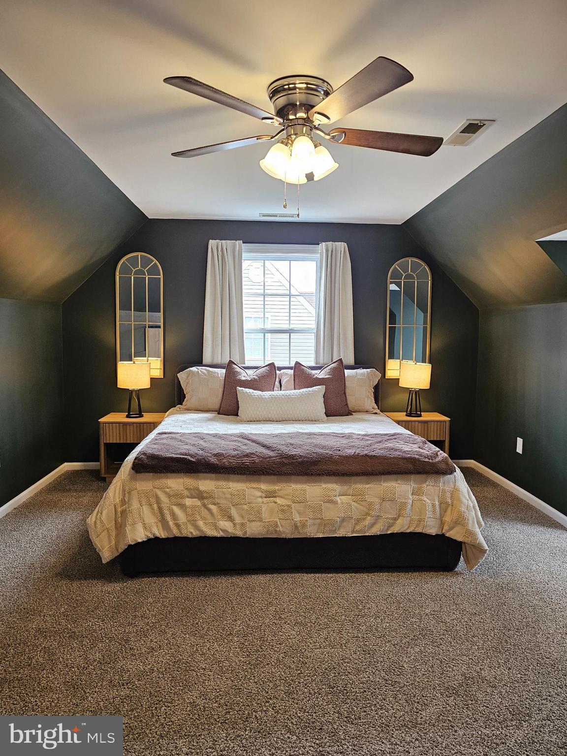 APPLE LANE - Residential