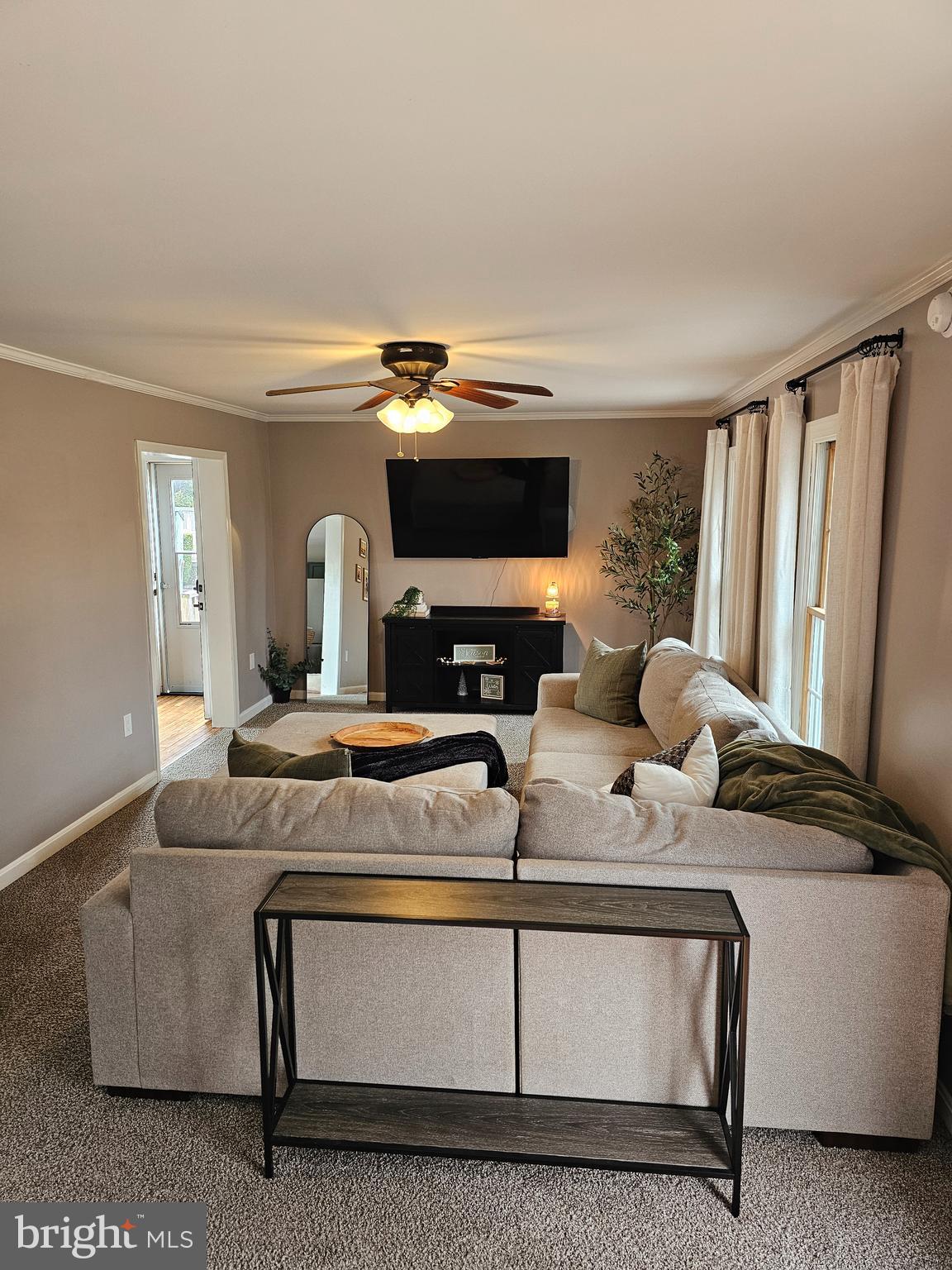 APPLE LANE - Residential