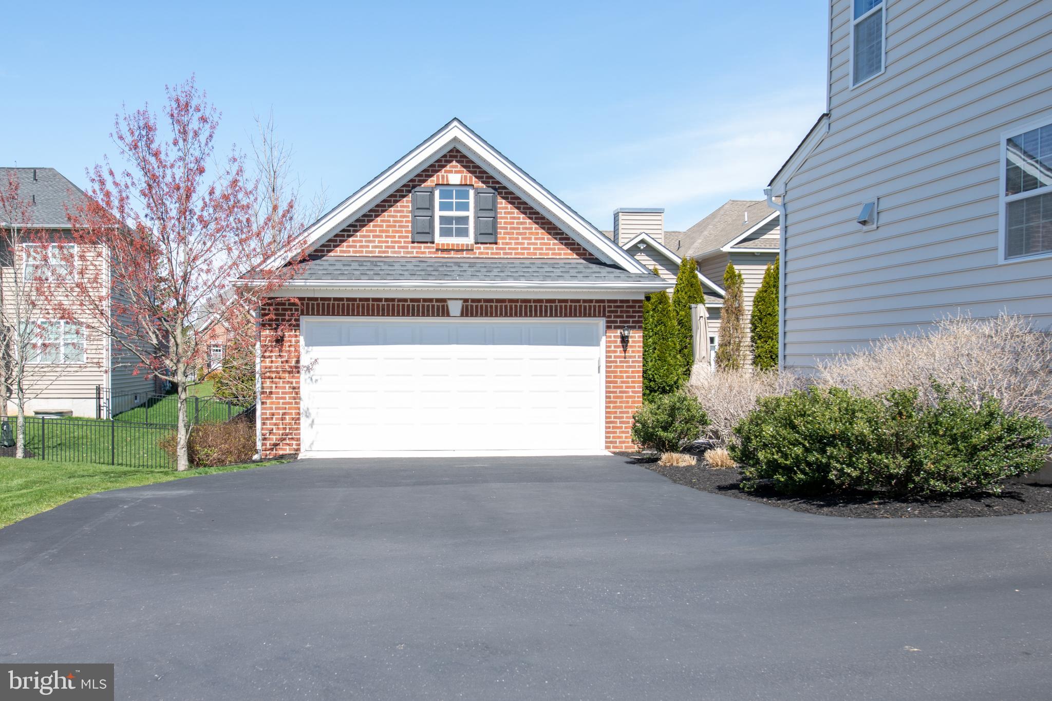 HORSHAM VALLEY ESTAT - Residential