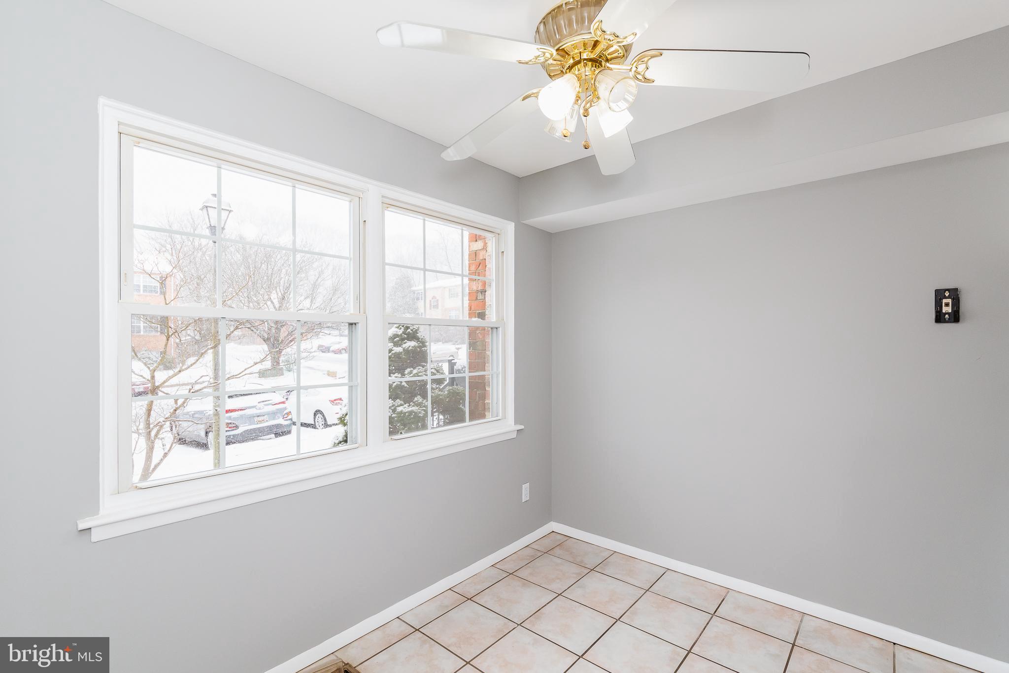 CARLTON SQUARE - Residential