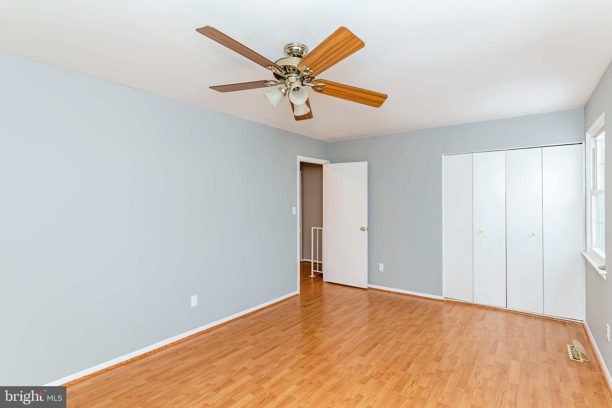 CARLTON SQUARE - Residential