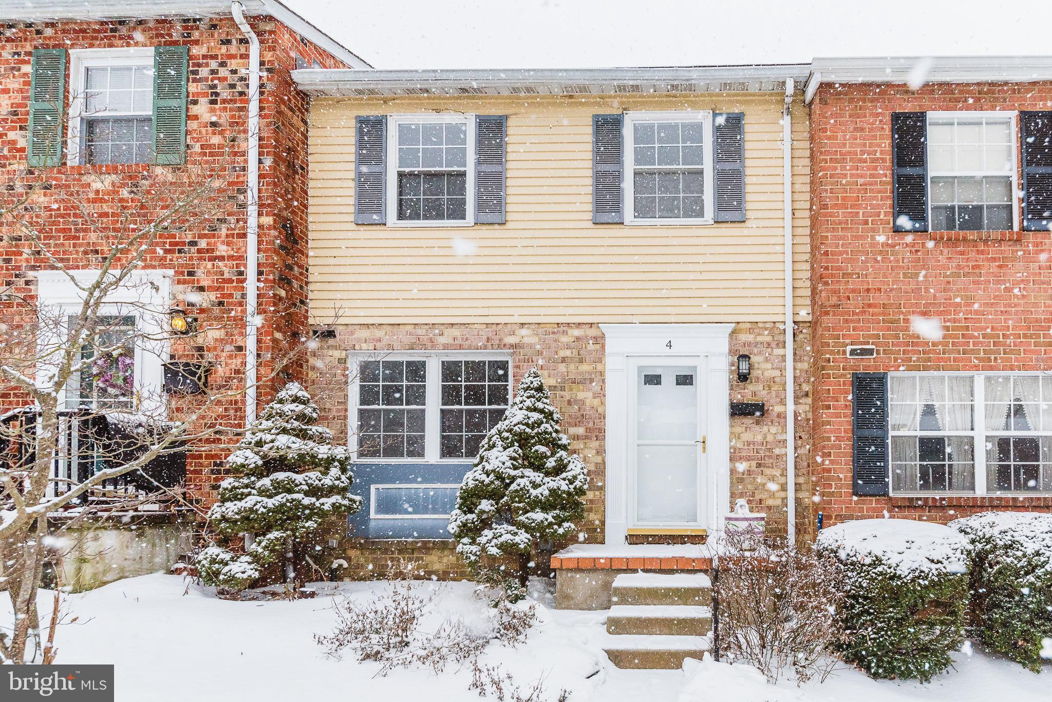 CARLTON SQUARE - Residential