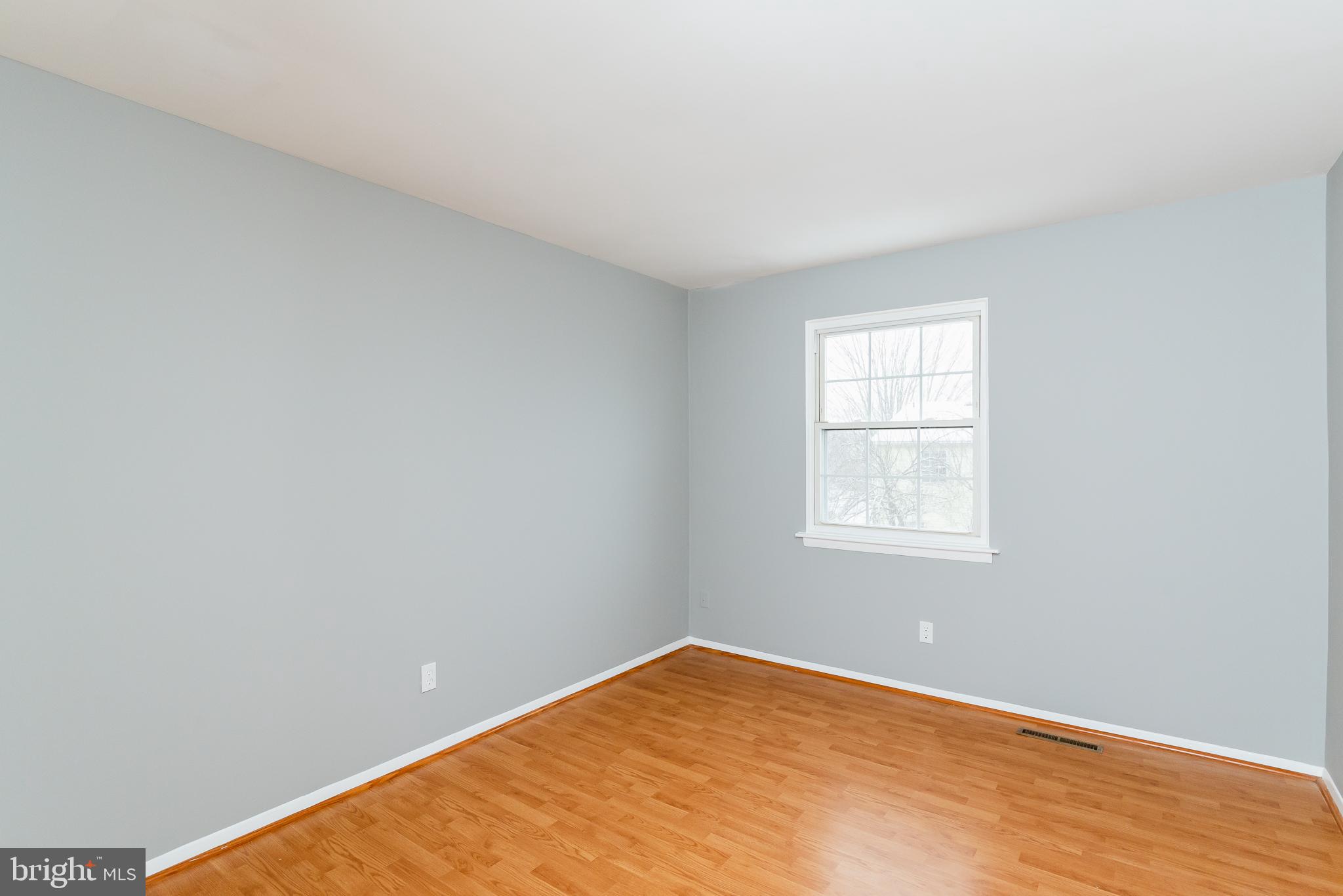 CARLTON SQUARE - Residential