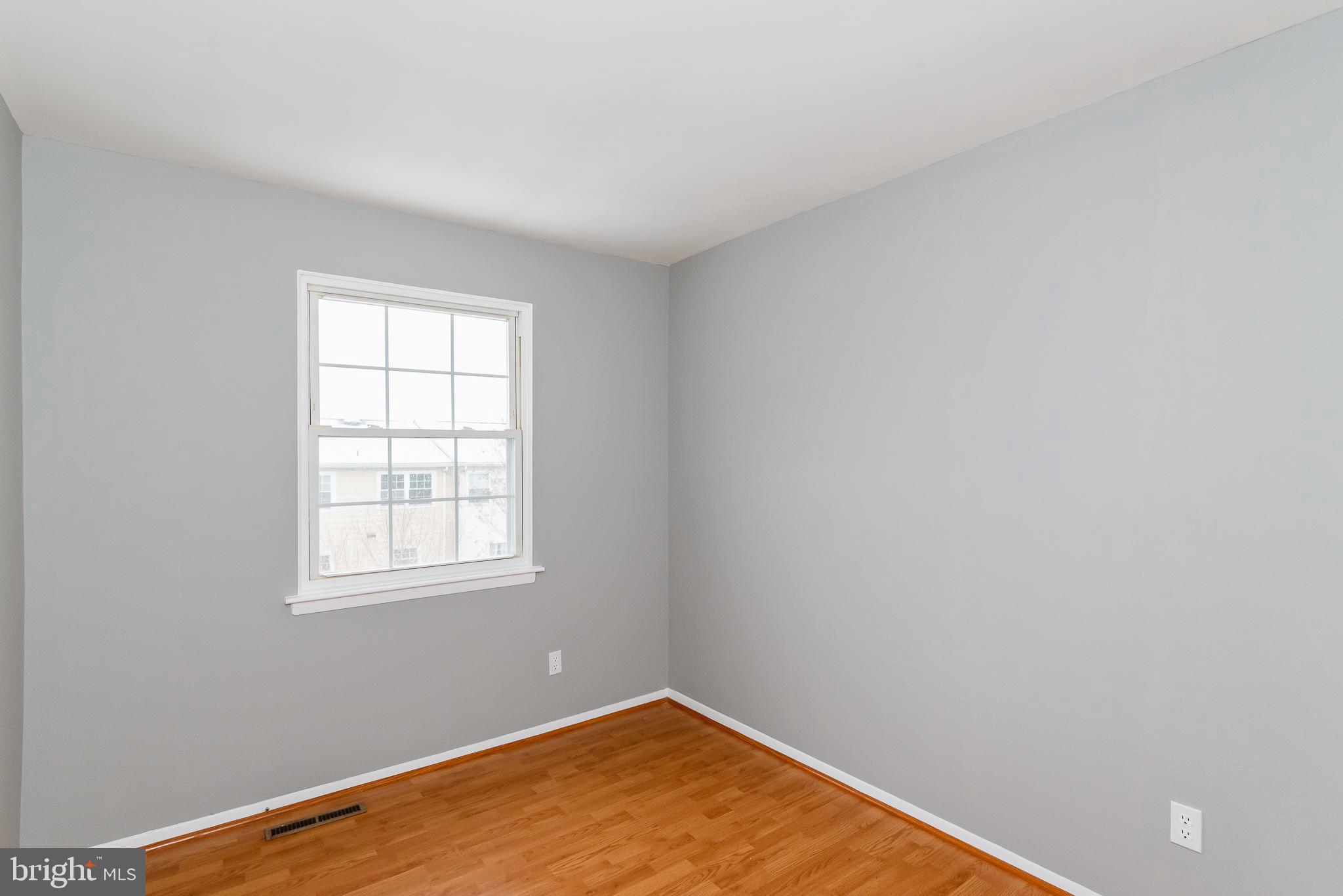 CARLTON SQUARE - Residential