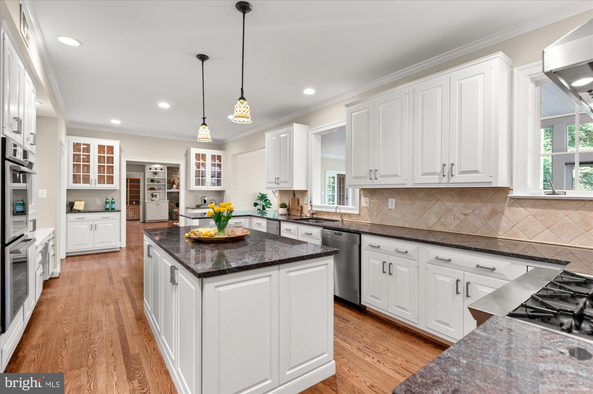 RIVER FALLS - Residential