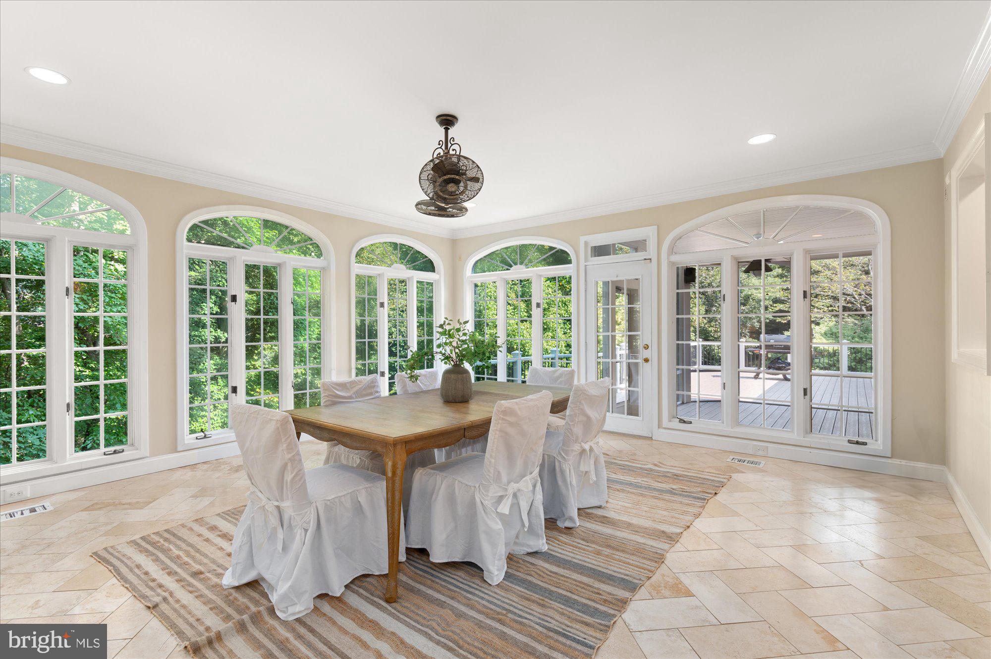 RIVER FALLS - Residential