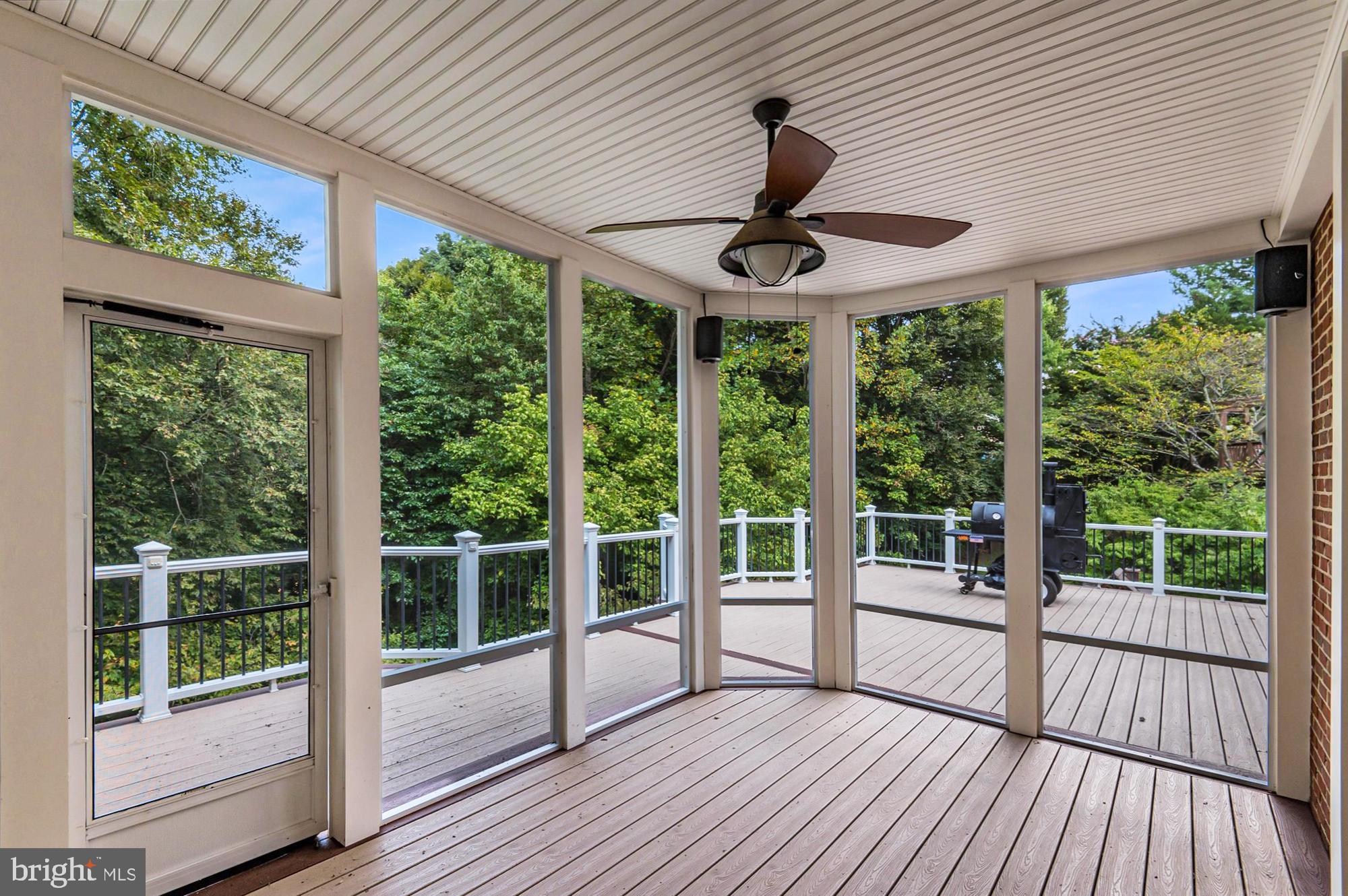 RIVER FALLS - Residential