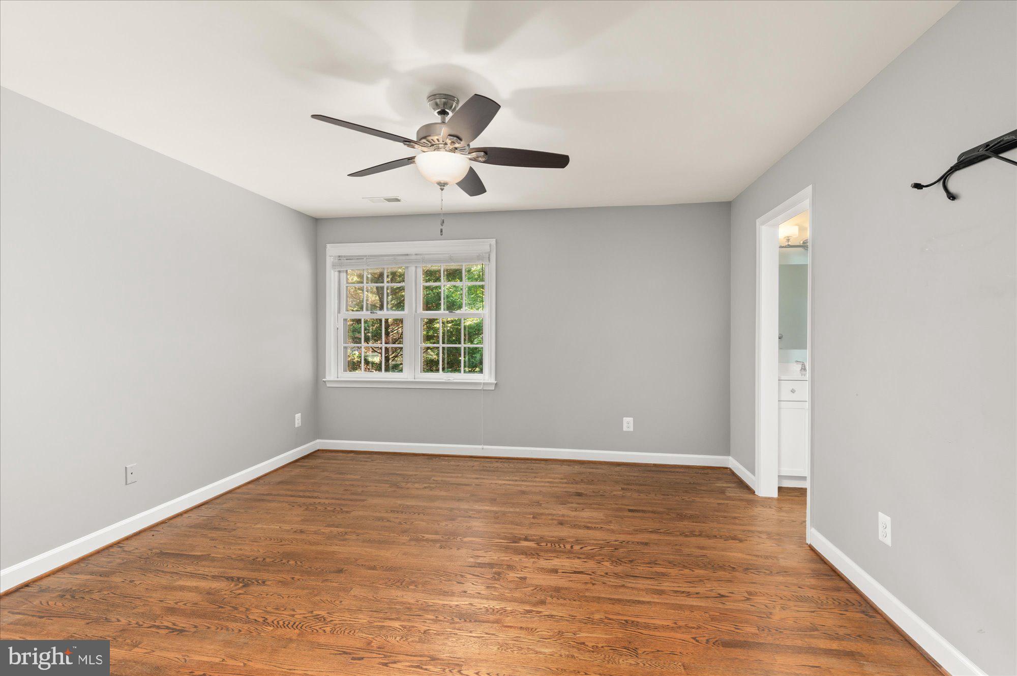 RIVER FALLS - Residential