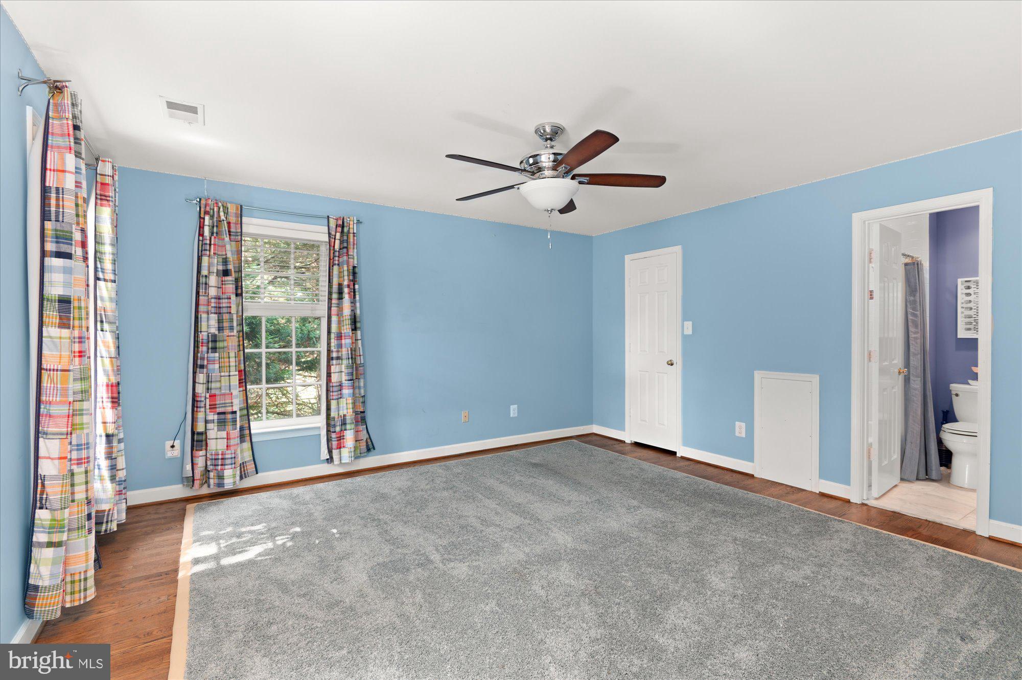 RIVER FALLS - Residential