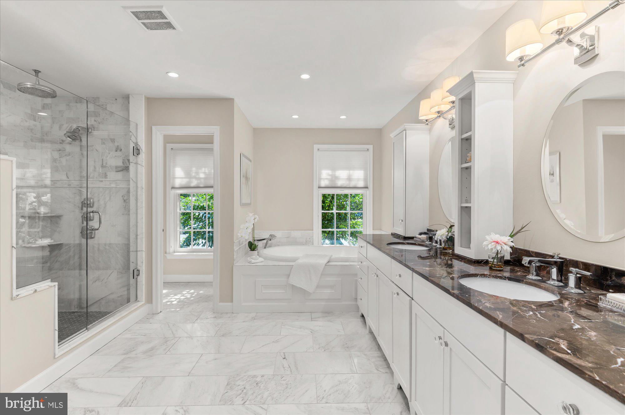 RIVER FALLS - Residential