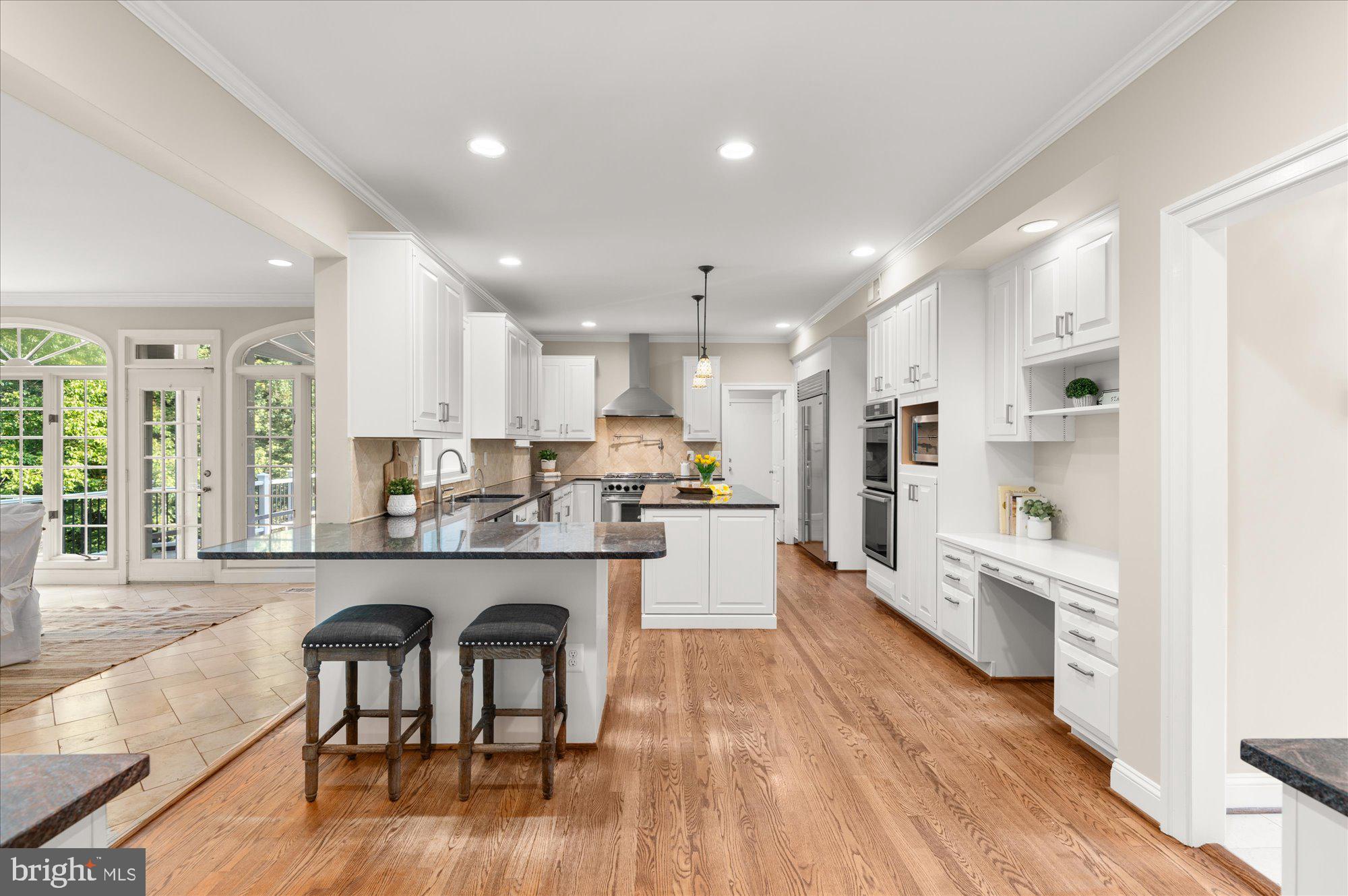 RIVER FALLS - Residential