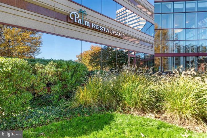 MCLEAN CREST - Residential