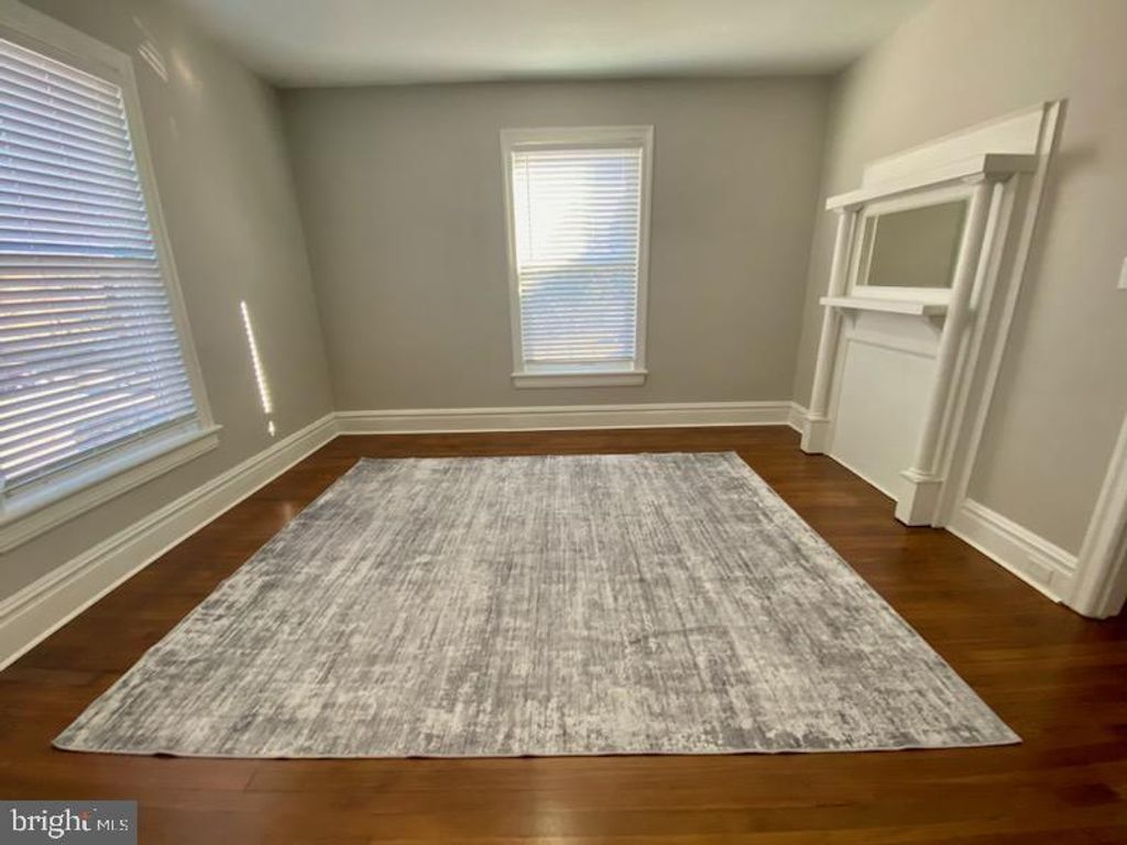 Photo of 101 Glen St #8, CHAMBERSBURG, PA 17201 (MLS # PAFL2031878)