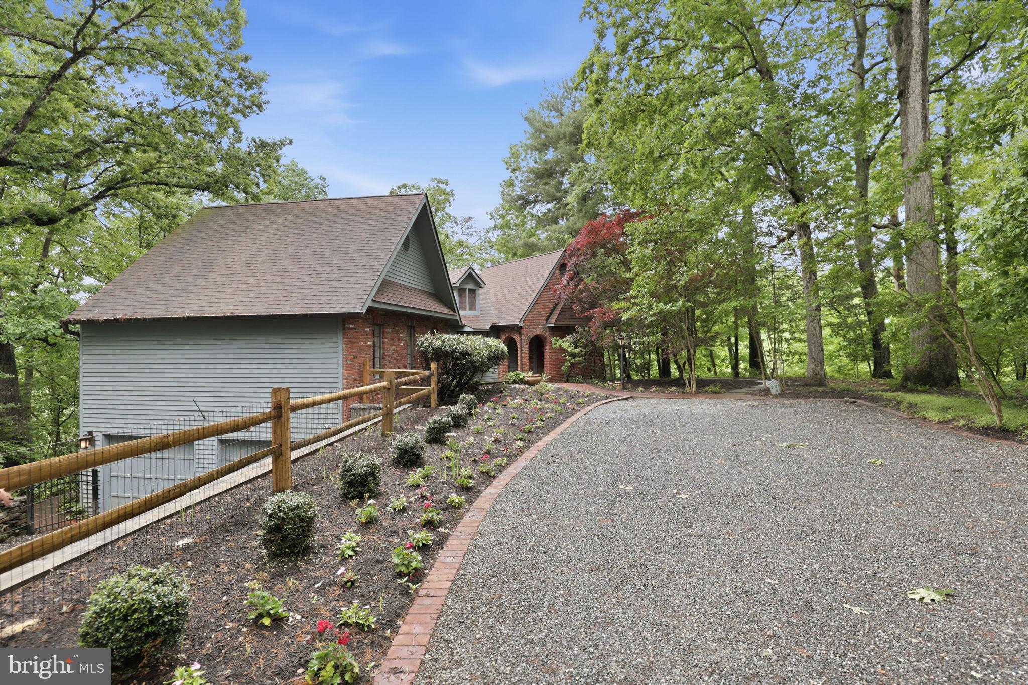 GINGERVILLE WOODS - Residential