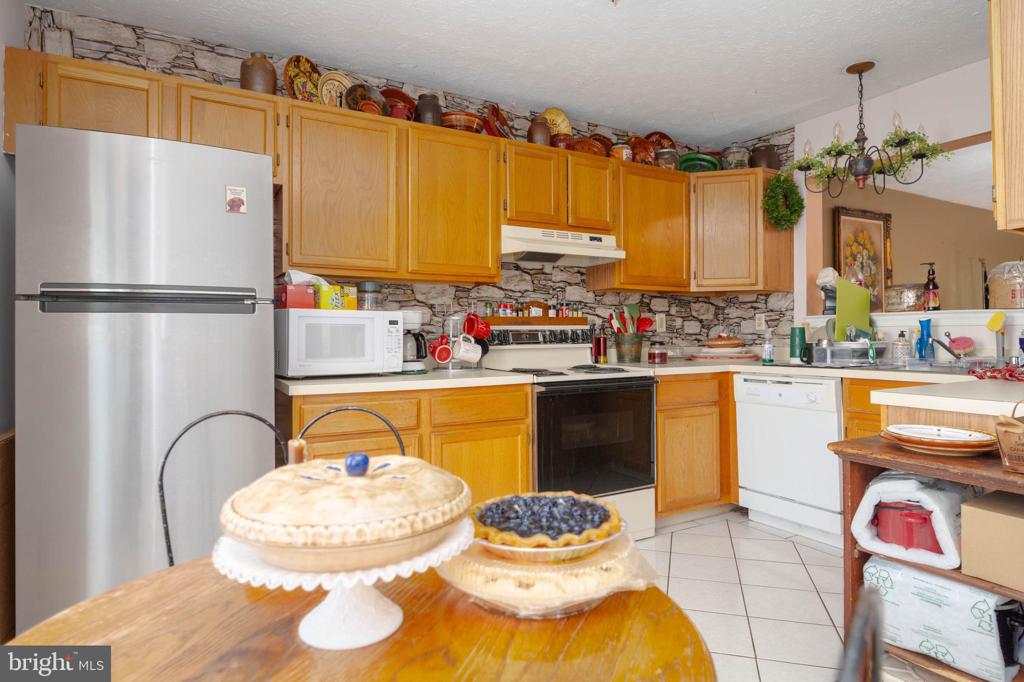 CARROLLWOOD - Residential