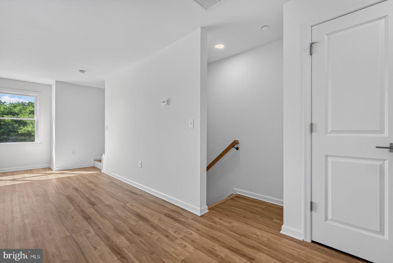 971 WOODSTOCK COMMONS DRIVE 103A
