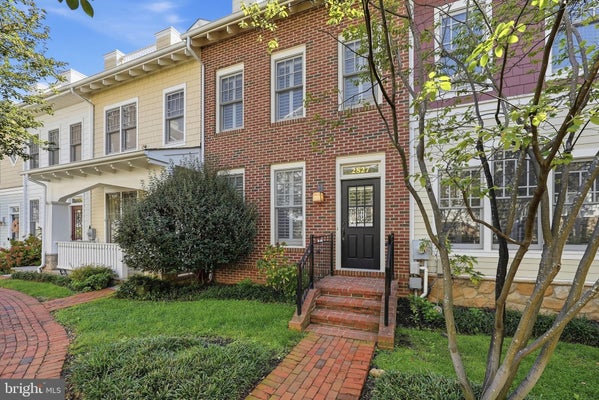 2827 11TH ST N, ARLINGTON, VA 22201 - Image 8a487b4ceec6df24ad141f91ecd1277f/178506411