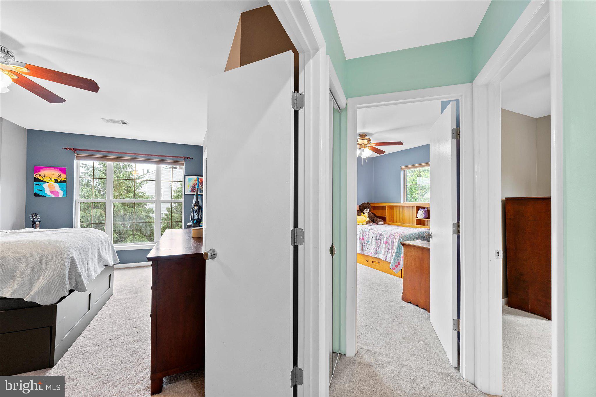 ASHBURN VILLAGE - Residential