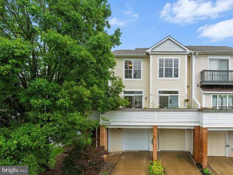 44196 MOSSY BROOK SQUARE ASHBURN VA 20147