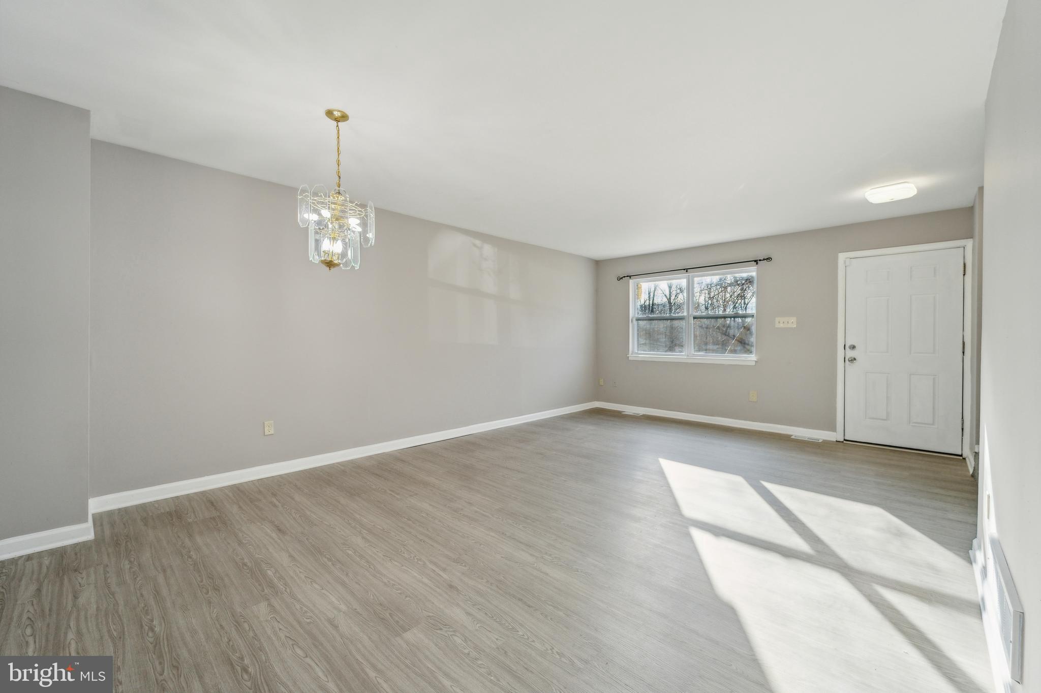 OLDE MILL ESTATES - Residential