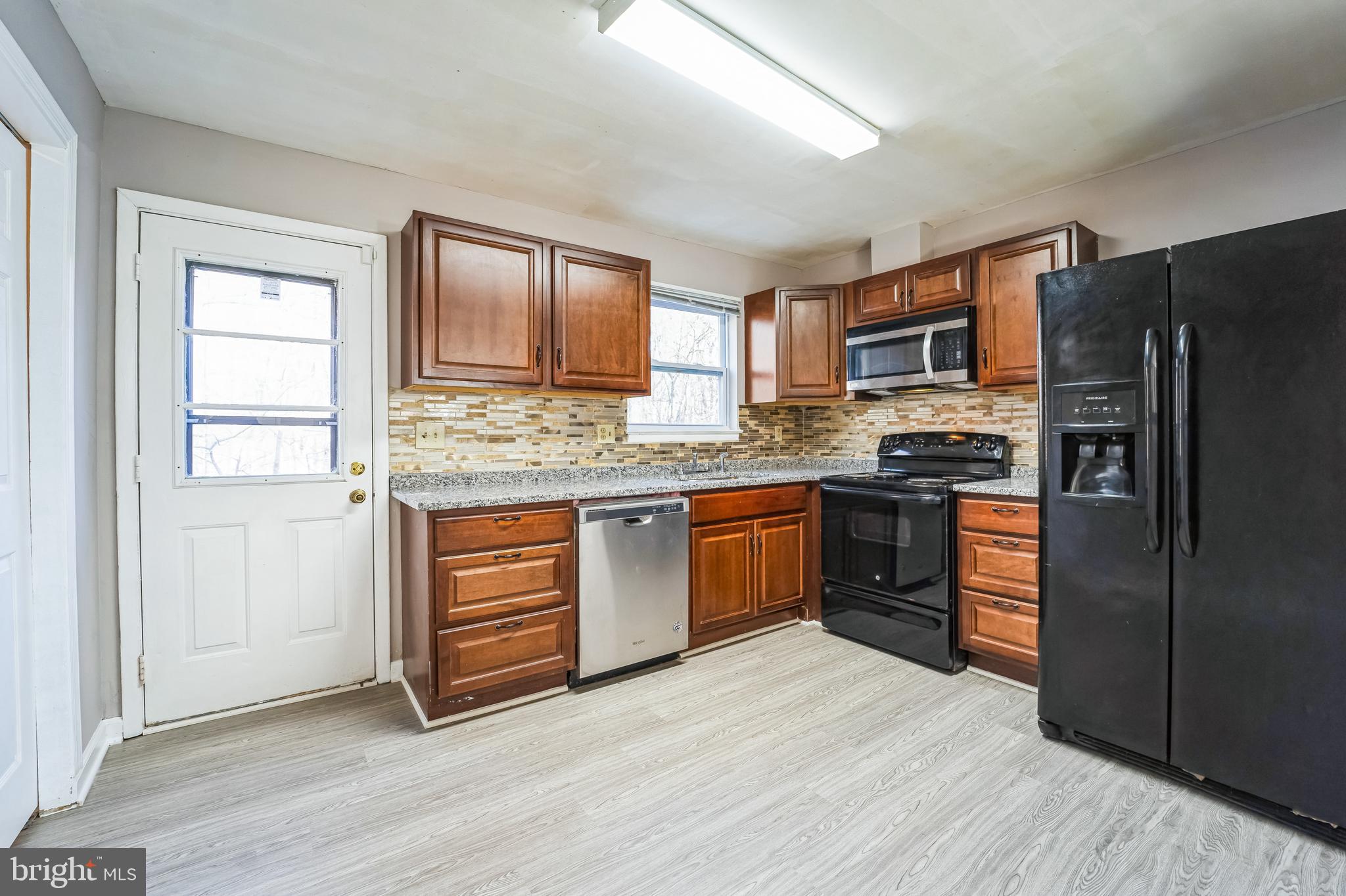 OLDE MILL ESTATES - Residential