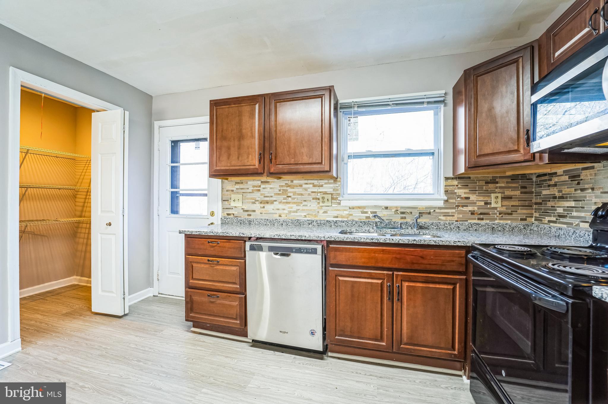 OLDE MILL ESTATES - Residential