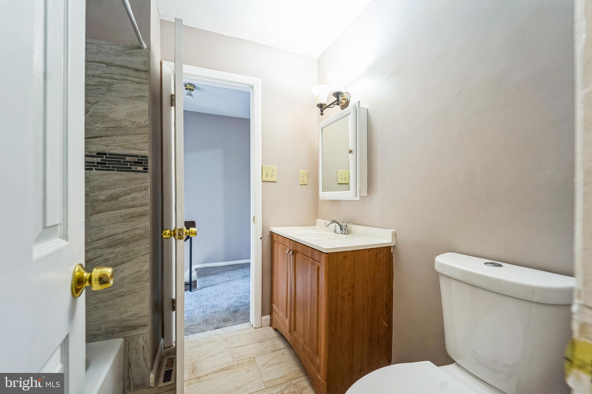 OLDE MILL ESTATES - Residential