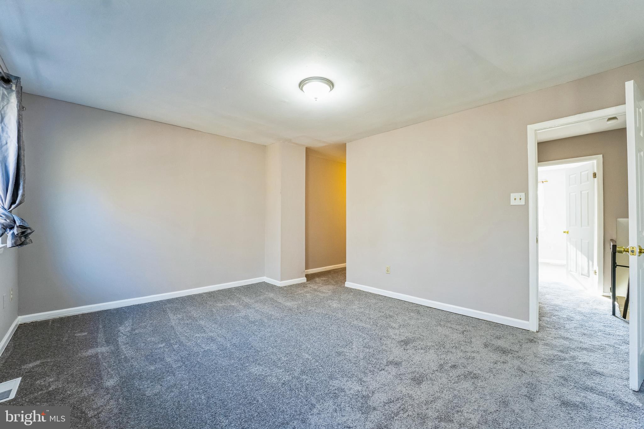 OLDE MILL ESTATES - Residential