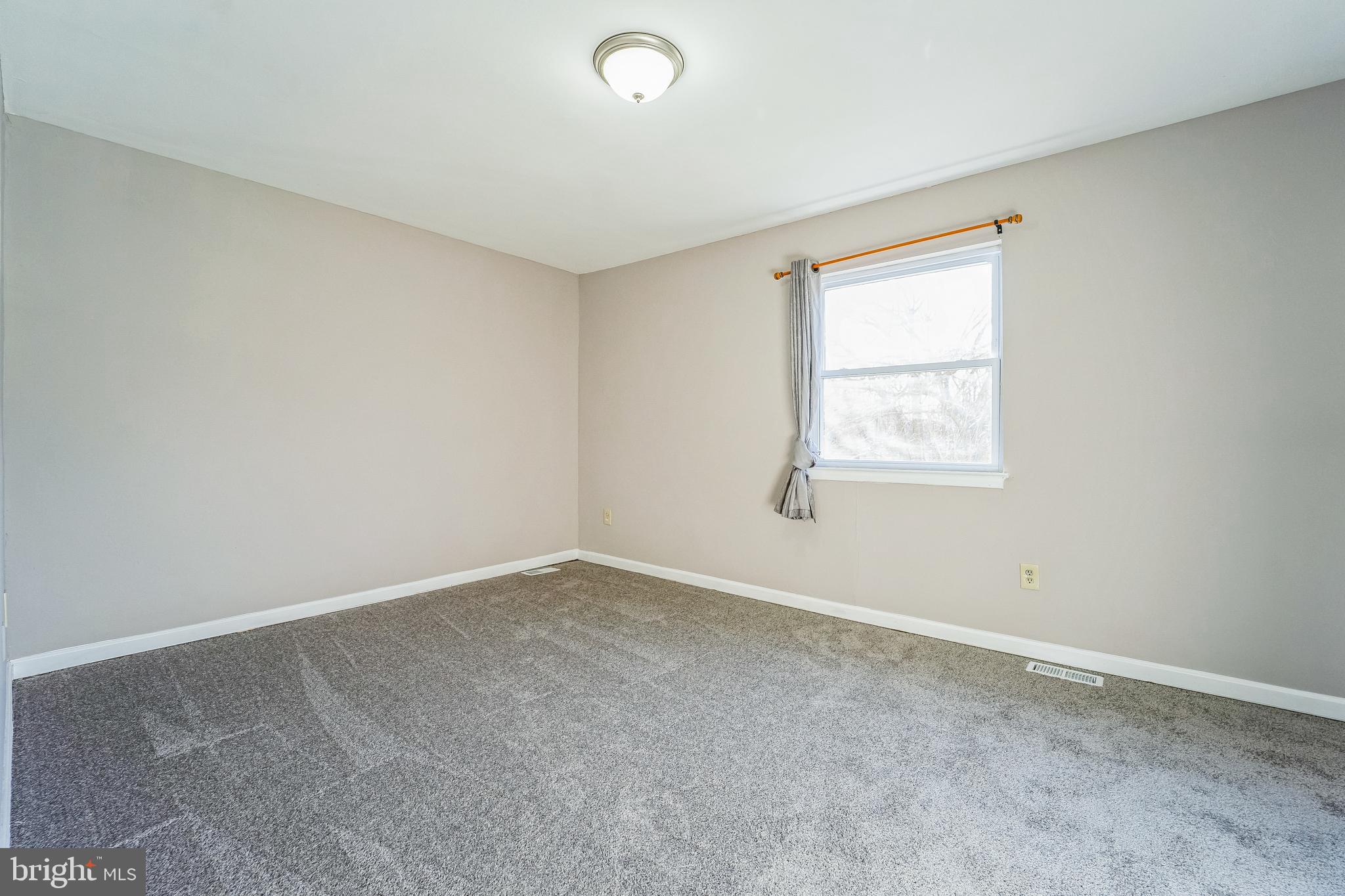 OLDE MILL ESTATES - Residential