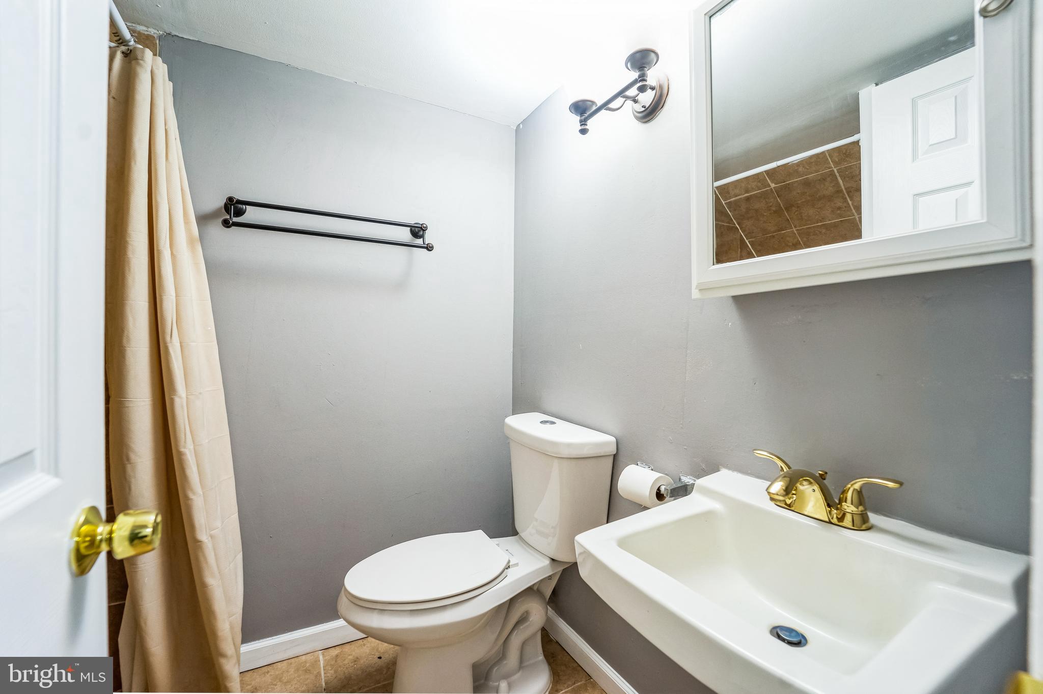 OLDE MILL ESTATES - Residential