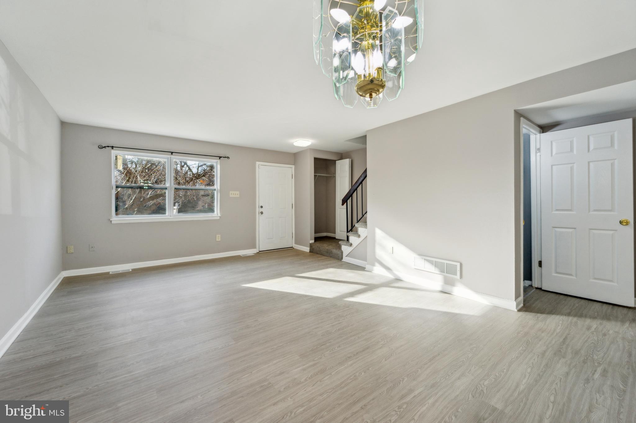 OLDE MILL ESTATES - Residential