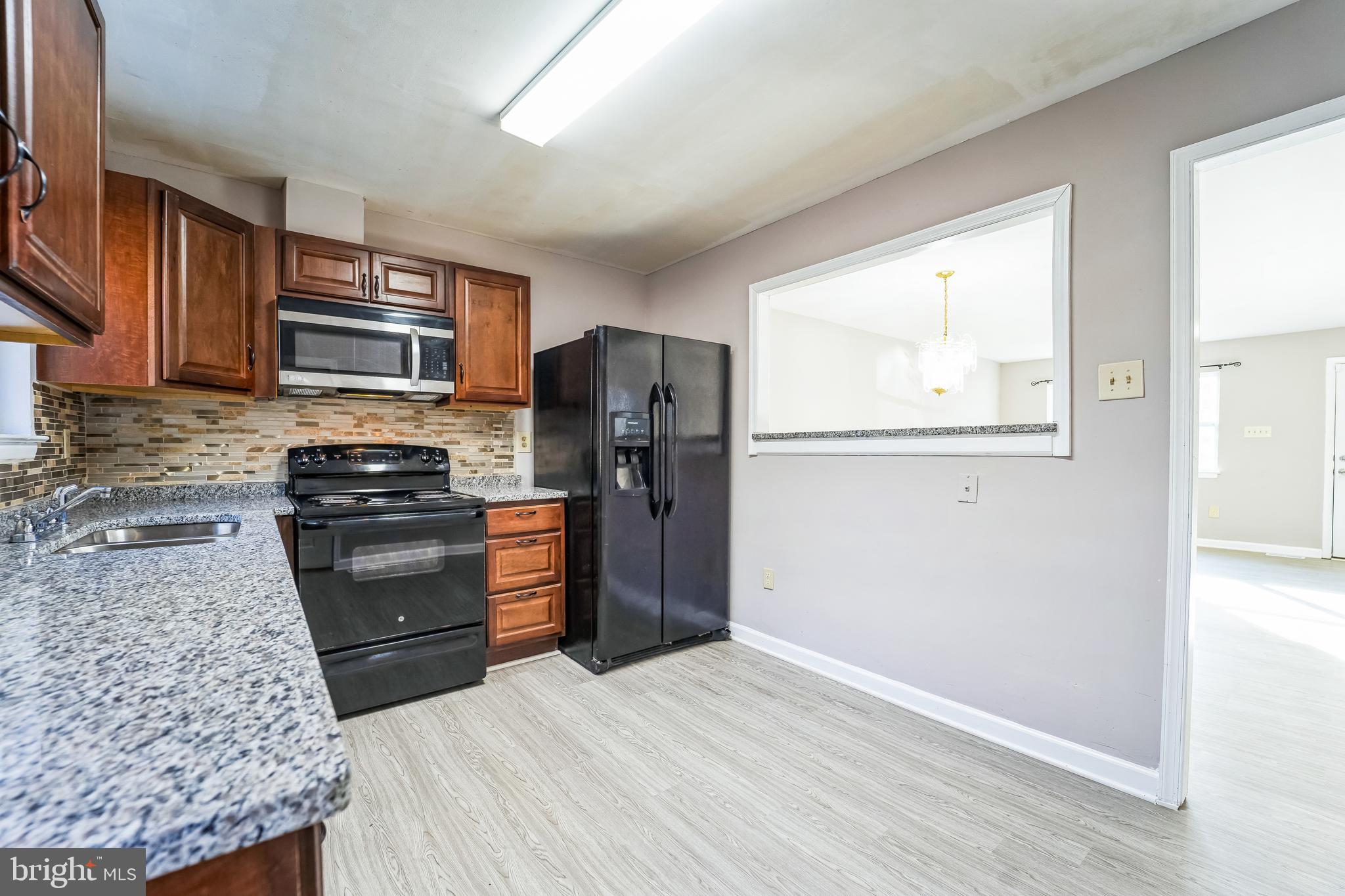 OLDE MILL ESTATES - Residential