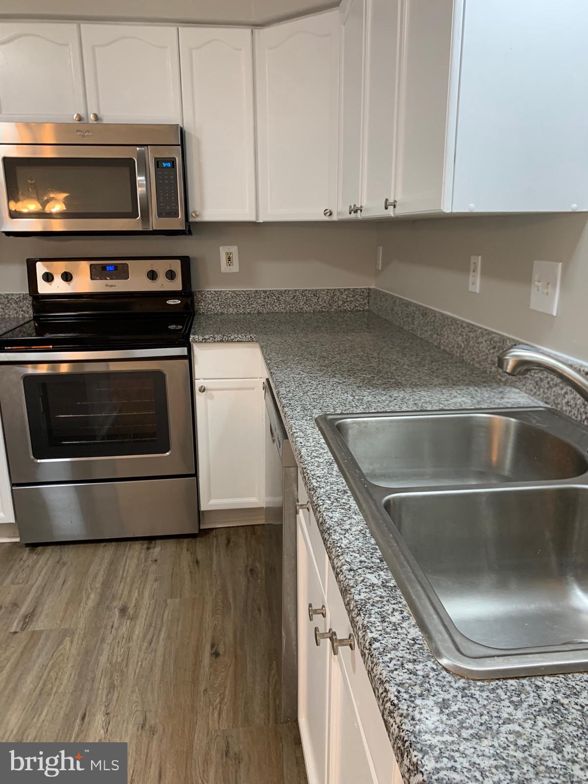 WHISPERING RIDGE - Residential