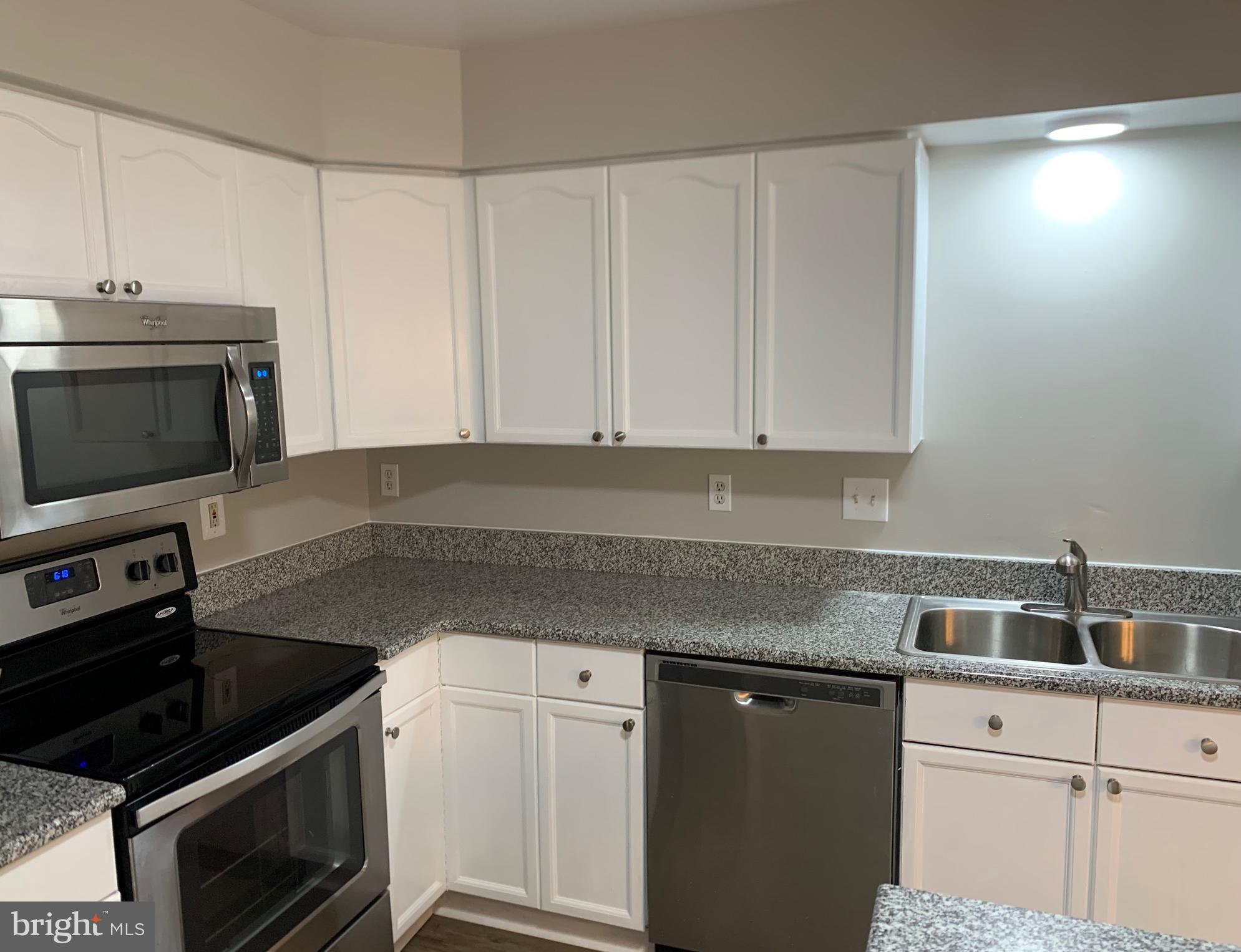 WHISPERING RIDGE - Residential