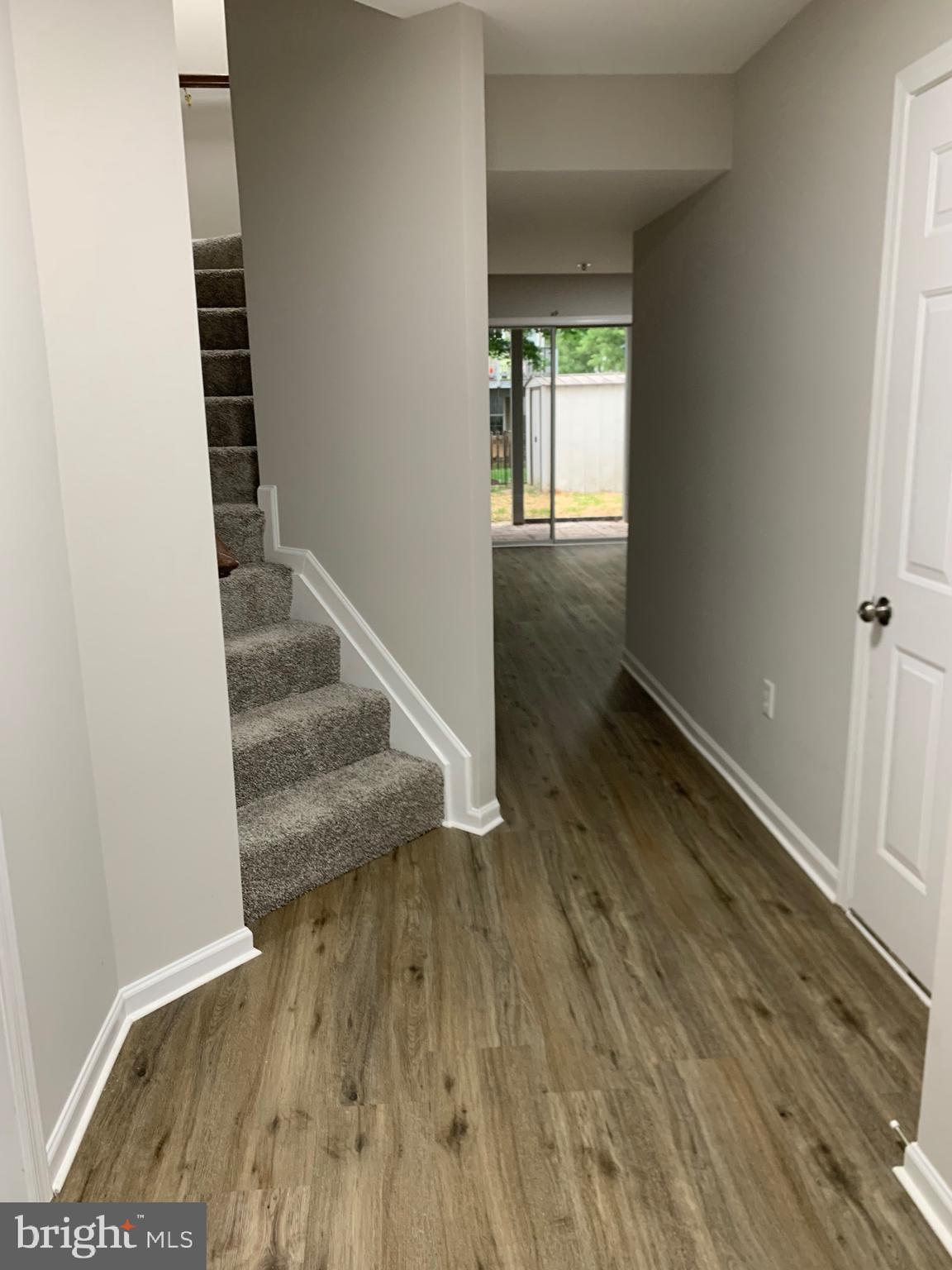 WHISPERING RIDGE - Residential