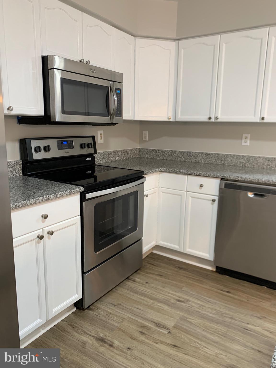 WHISPERING RIDGE - Residential